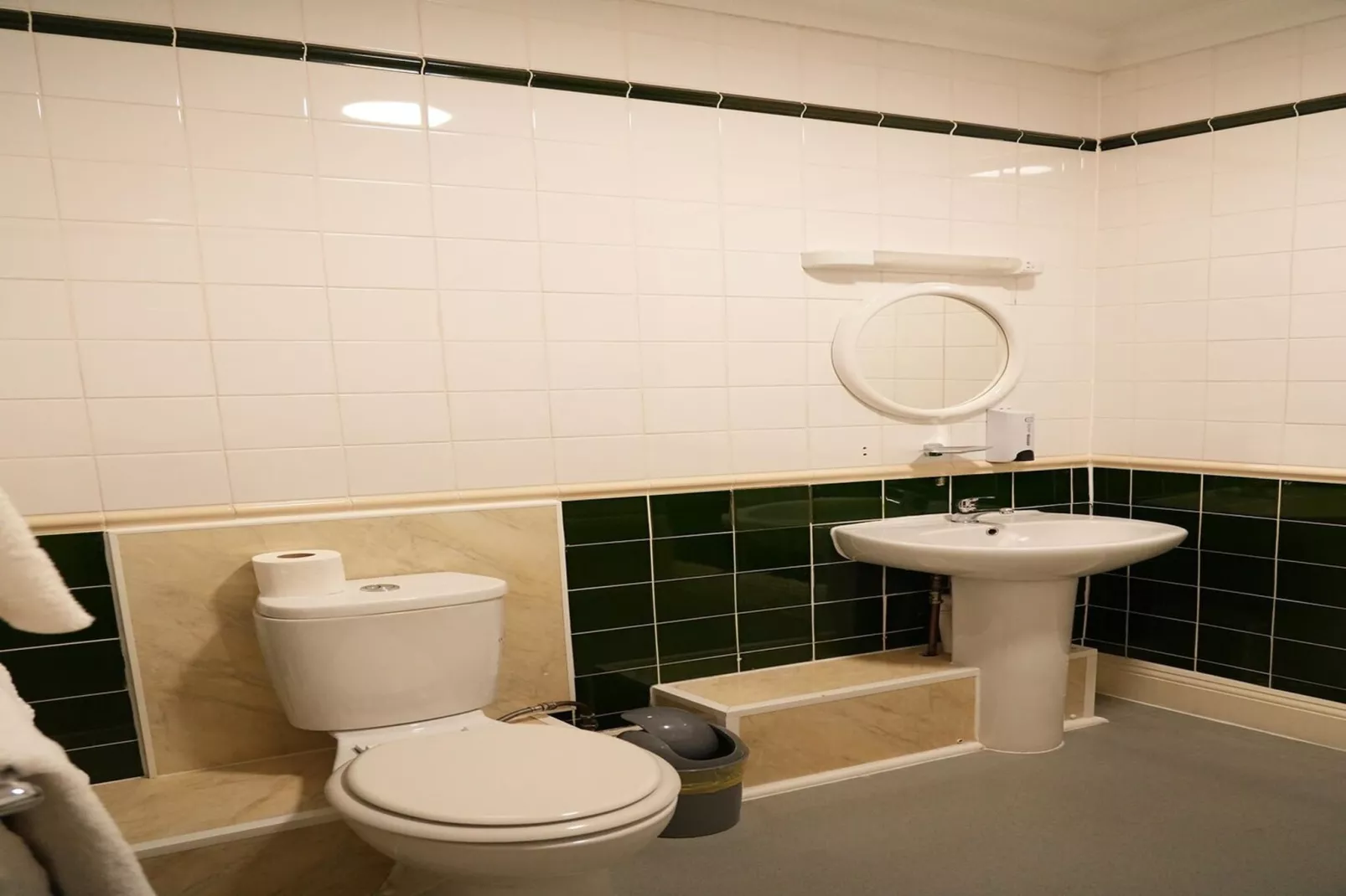 Standard Single Room - Badkamer