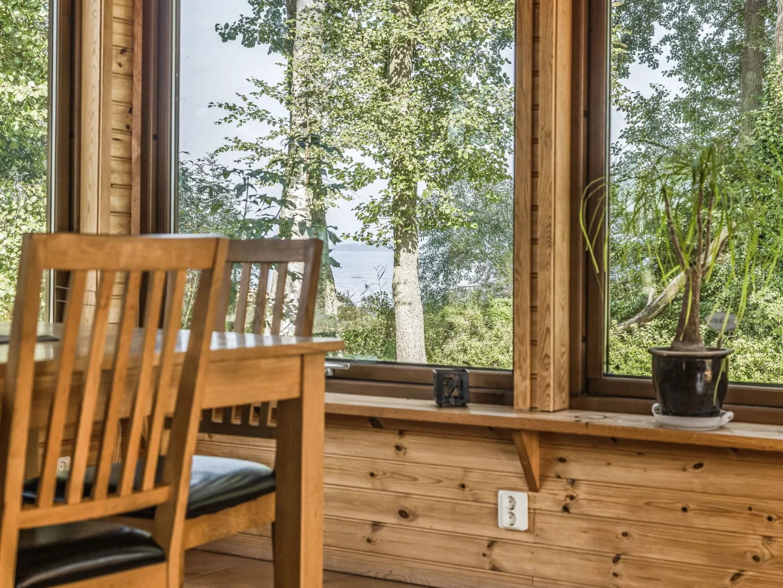 Kjuge Gula Huset-Binnen