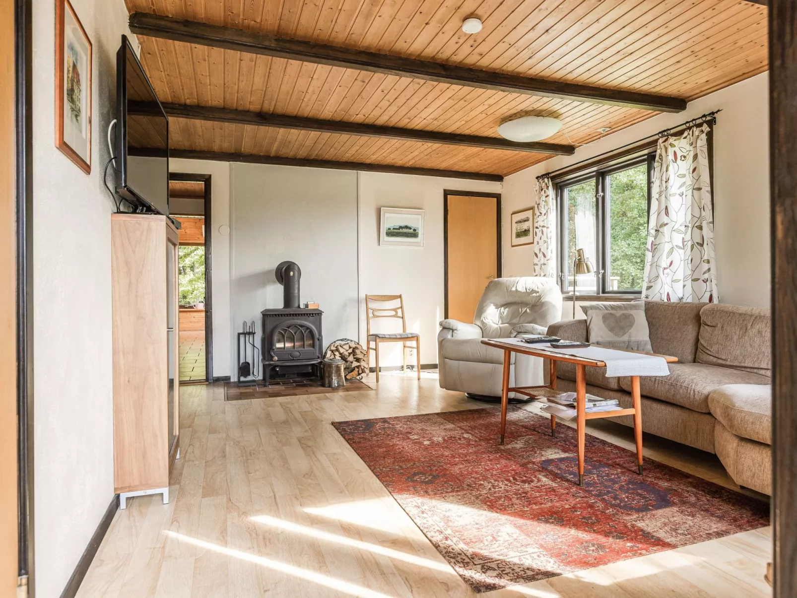 Kjuge Gula Huset-Binnen
