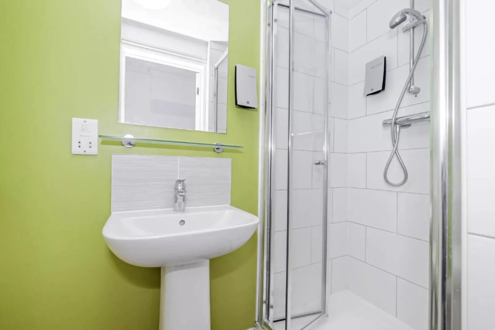 Twin Room with Sea View - Badkamer