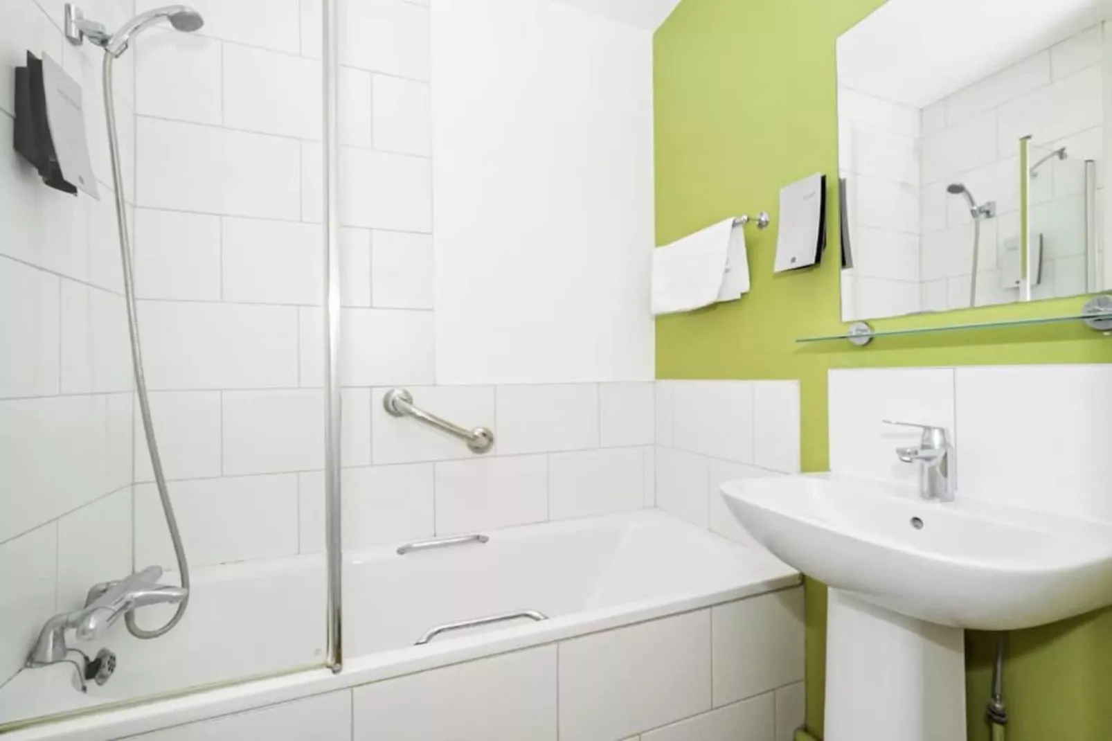Standard Twin Room - Badkamer