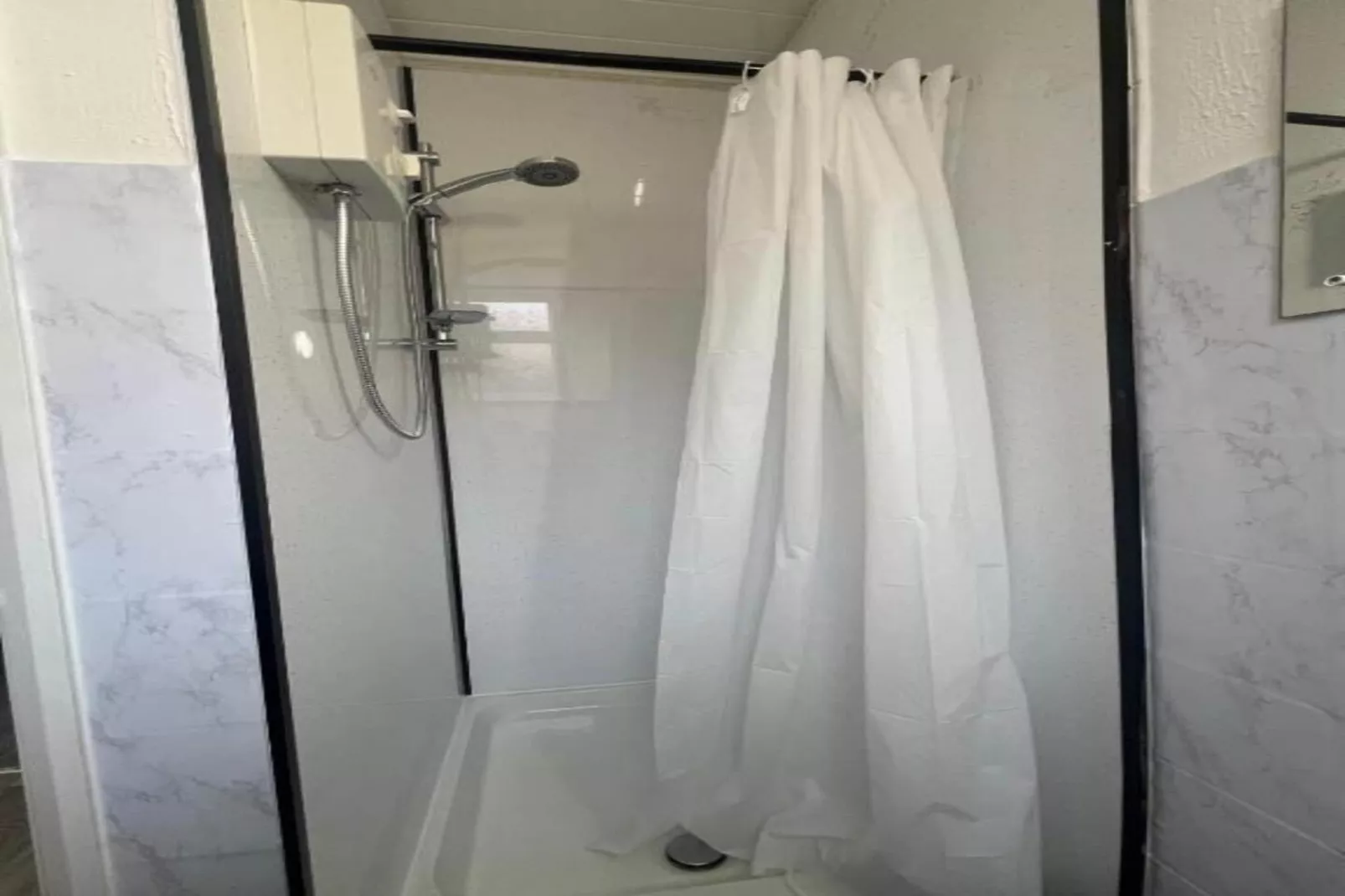 Standard Triple Studio - Badkamer