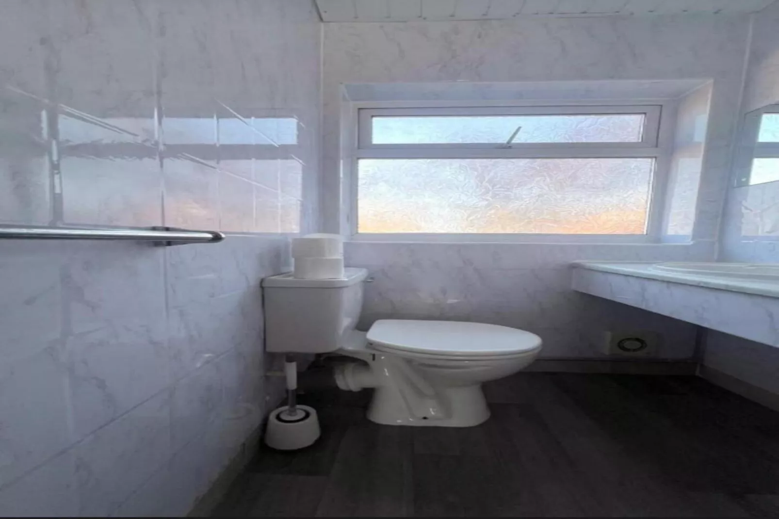 Two Bed Room Apartment (6 Guest) - Badkamer