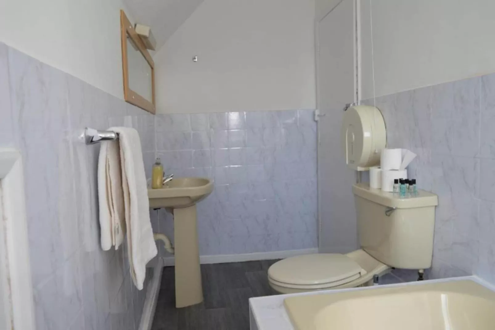 One Bed Room Apartment (4 Guest) - Badkamer
