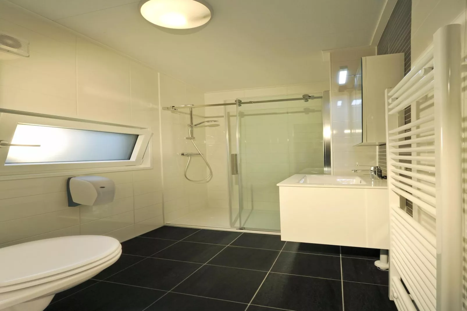 Camping Seeblick Toni - 2 Personen - Badkamer