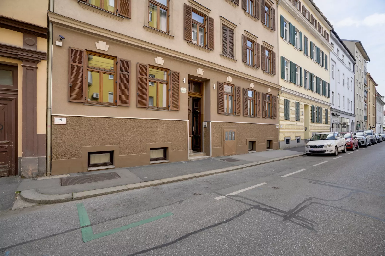 Top 6 Apartment 2P in Graz - Buitenkant zomer