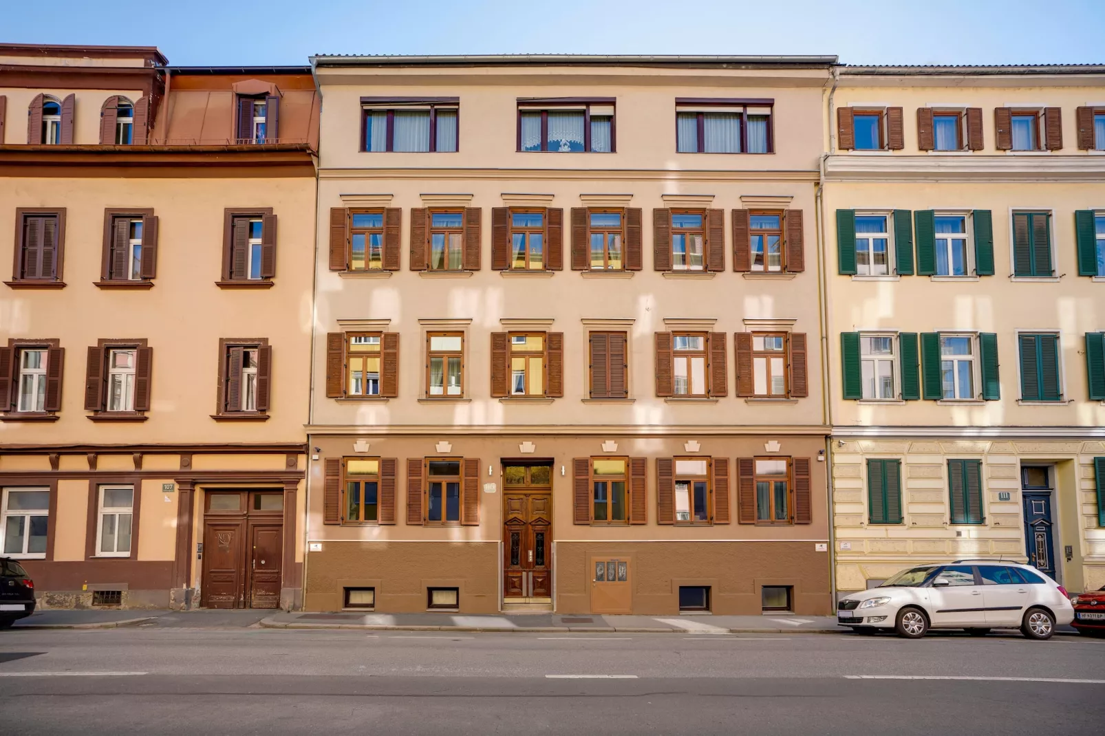 MG Top 4 Apartment 3P in Graz - Buitenkant zomer