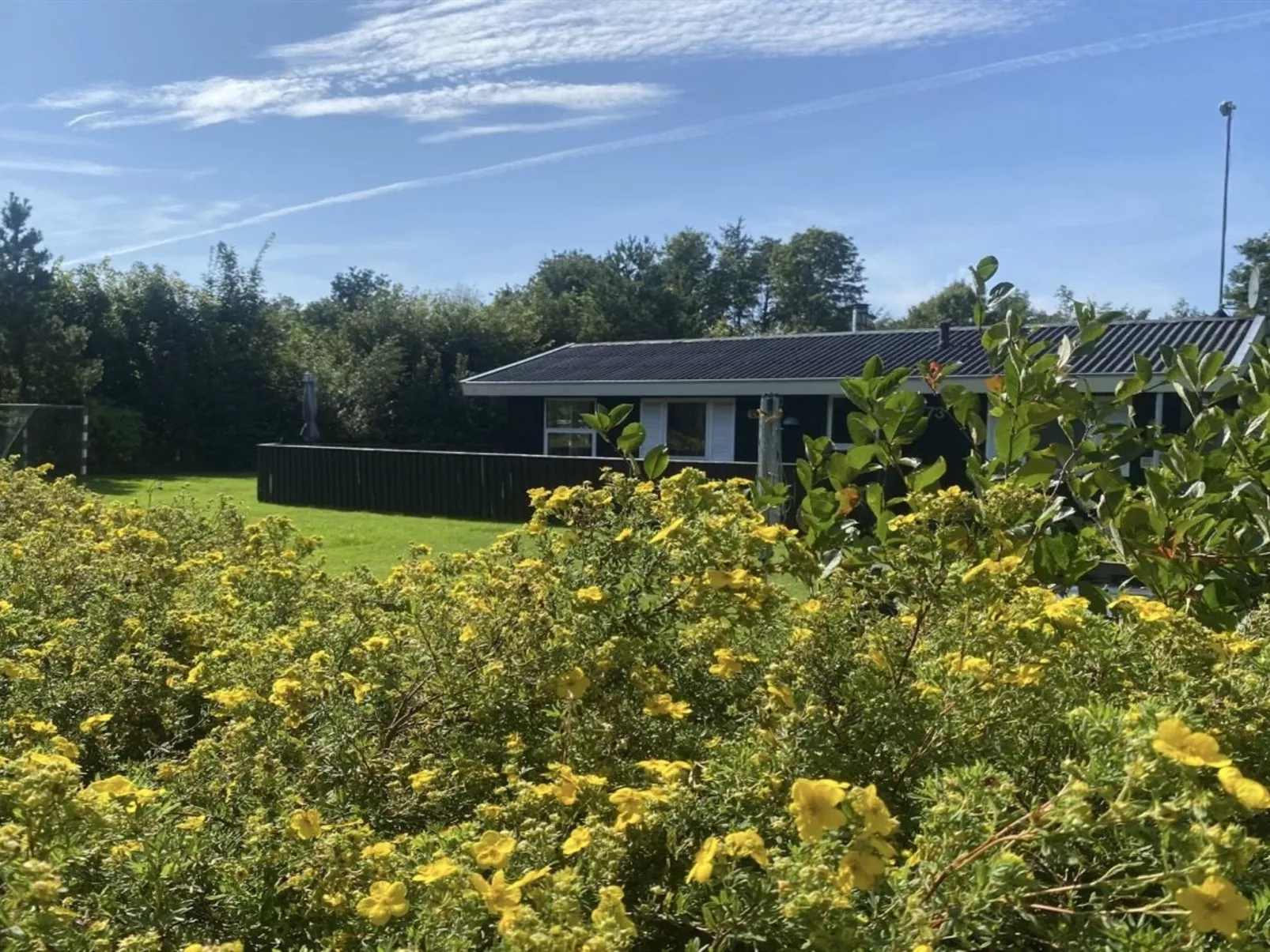 "Vilhelm" - 10km from the sea - Buiten
