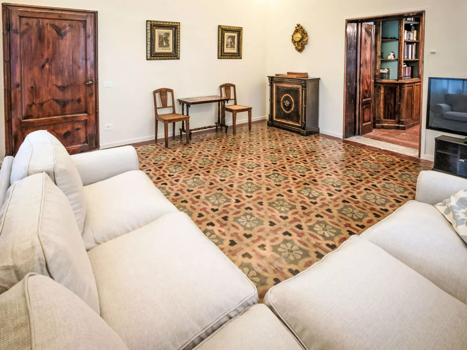 Villa mit Garten und privatem Pool - Binnen