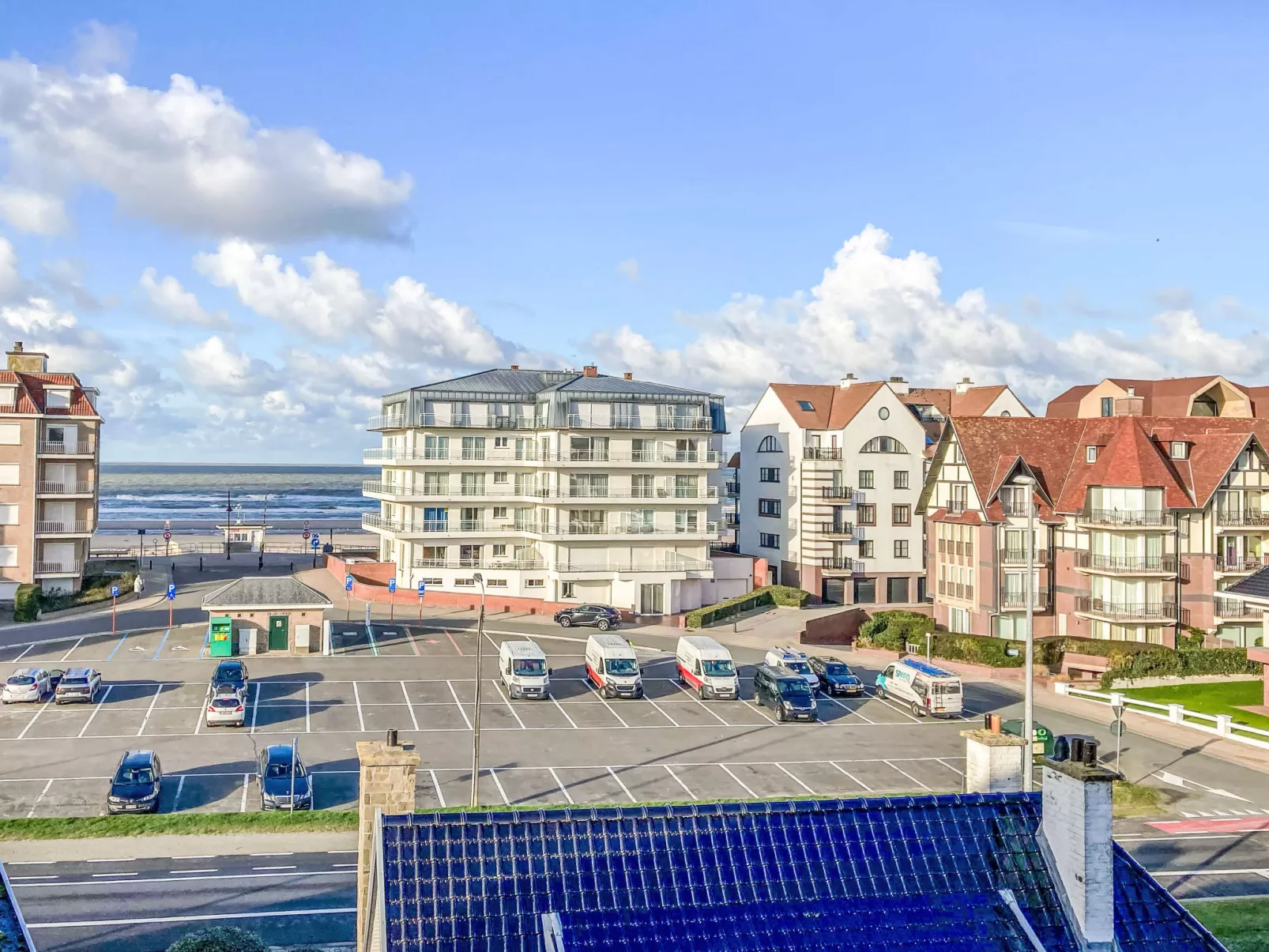 Soley with parking - Buiten
