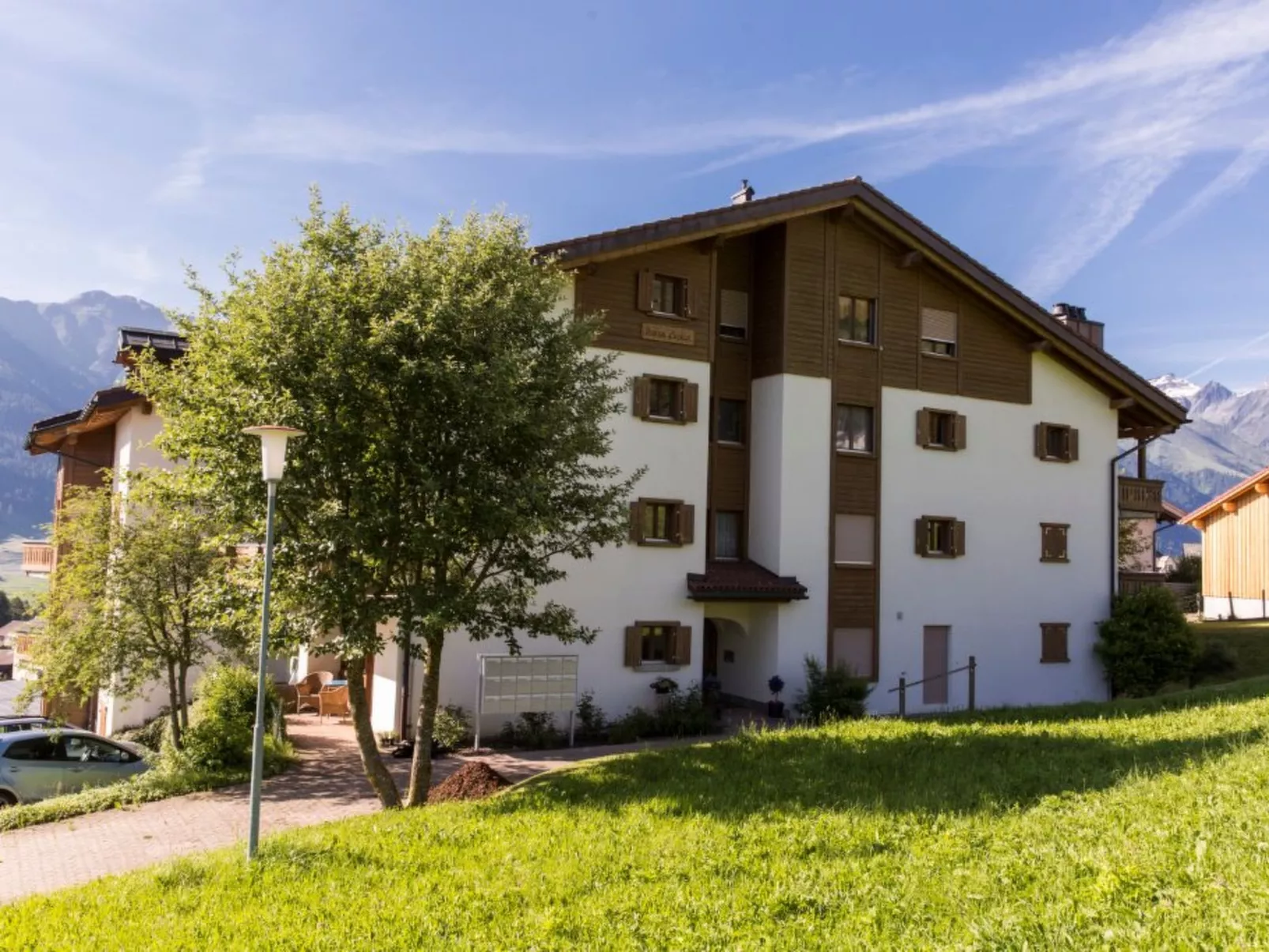 Davos Caplan Ledermann, Vella, (Vella).