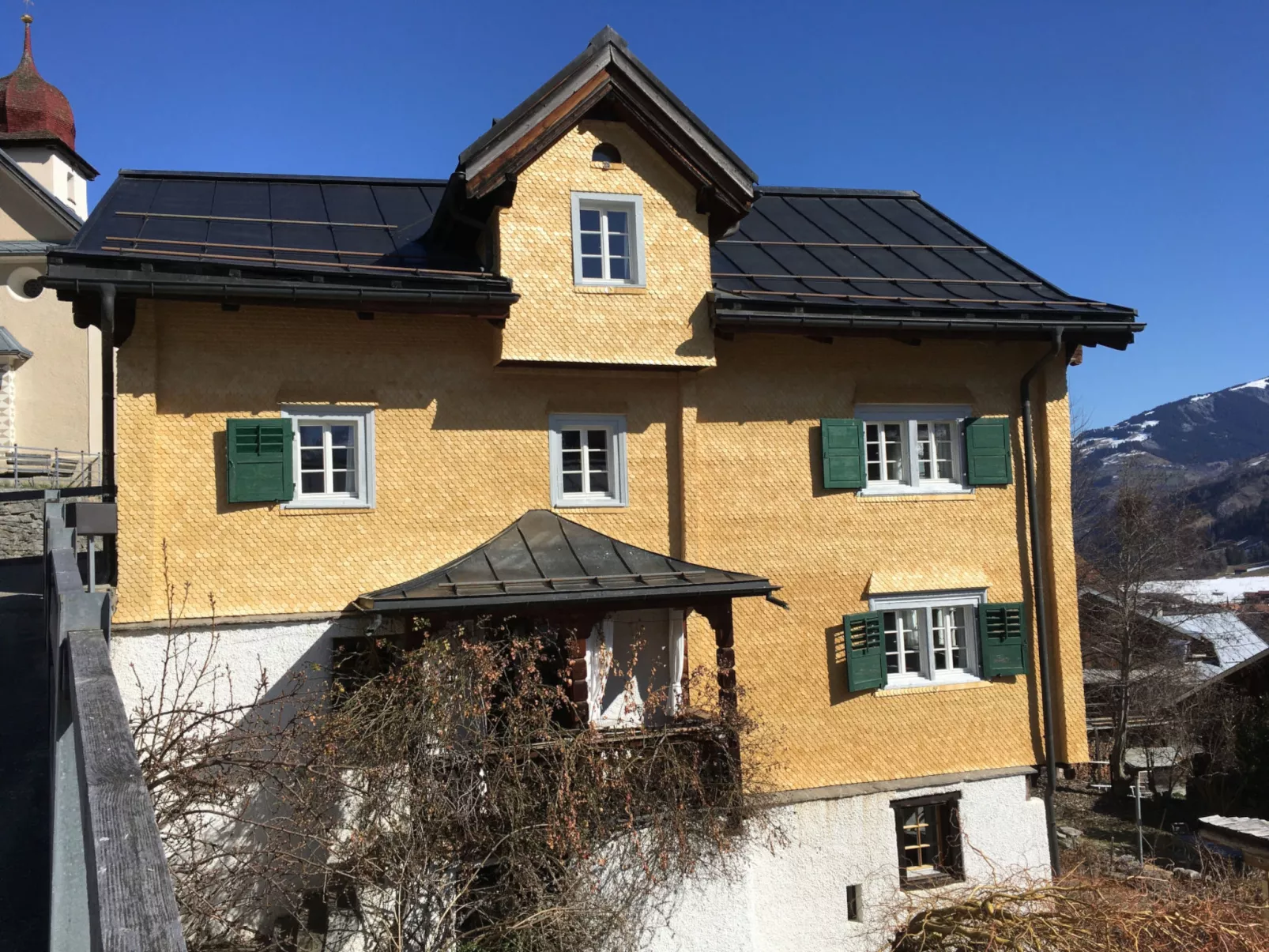 Altes Pfarrhaus, Surcasti, (Surcasti).