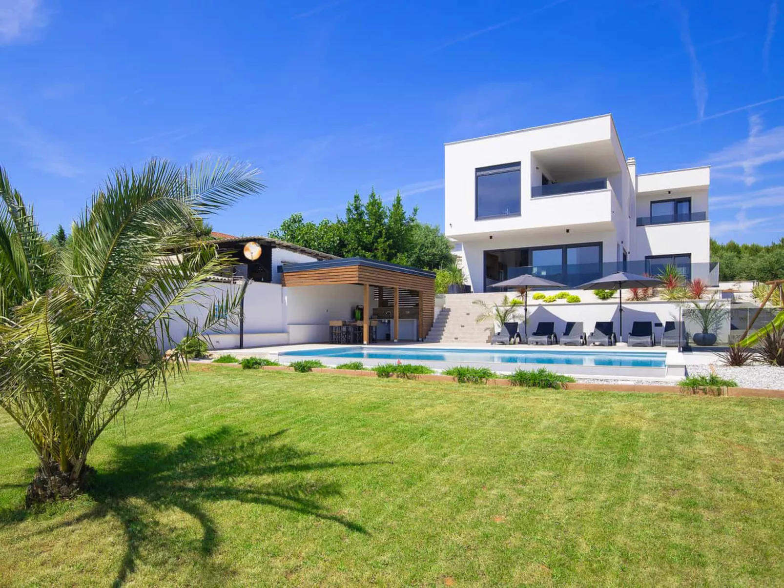 Villa PERGOSA WITH SEA VIEW AND SAUNA