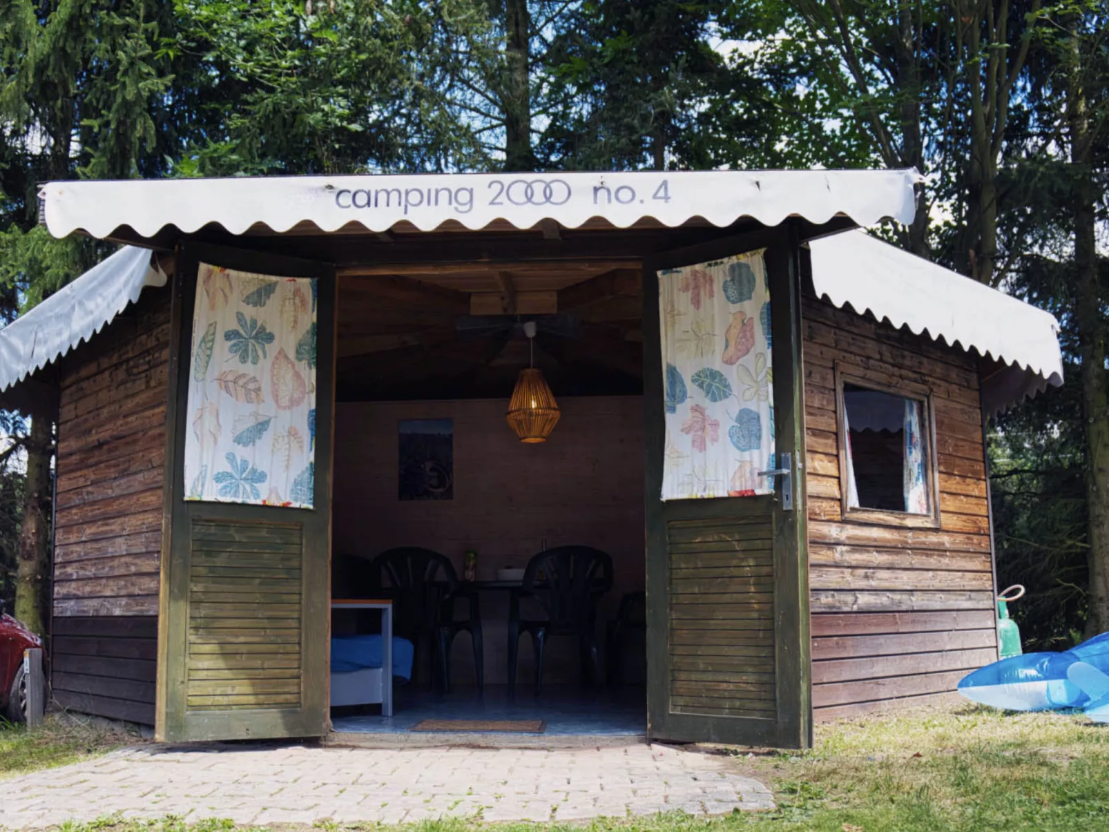 Camping 2000 - Kampeerhut