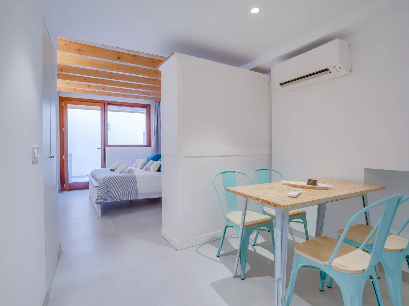 URBAN SUITES GALLERY PALMA TI/75