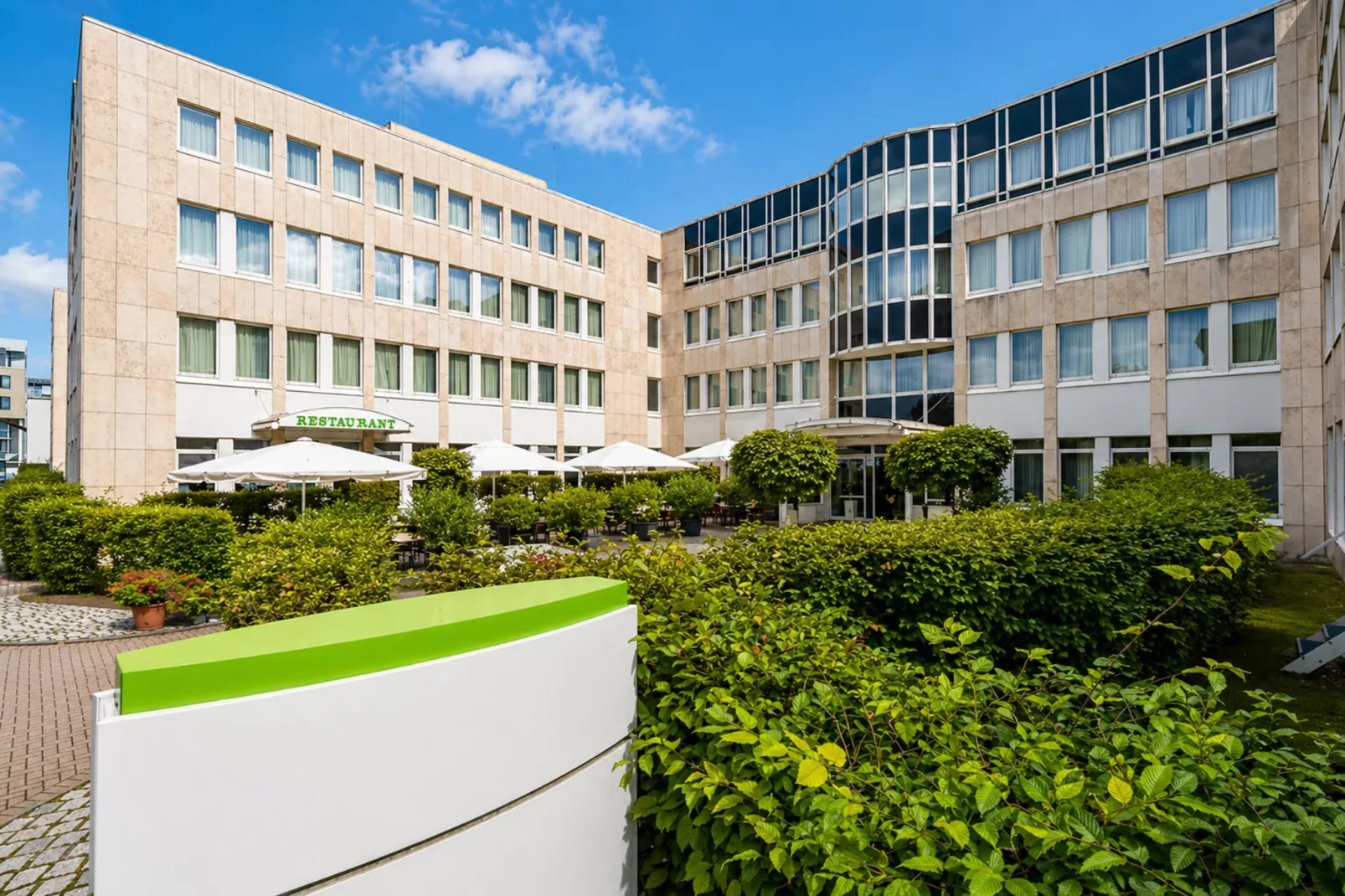 Holiday Inn Frankfurt Neu-Isenb - Superior Double Room