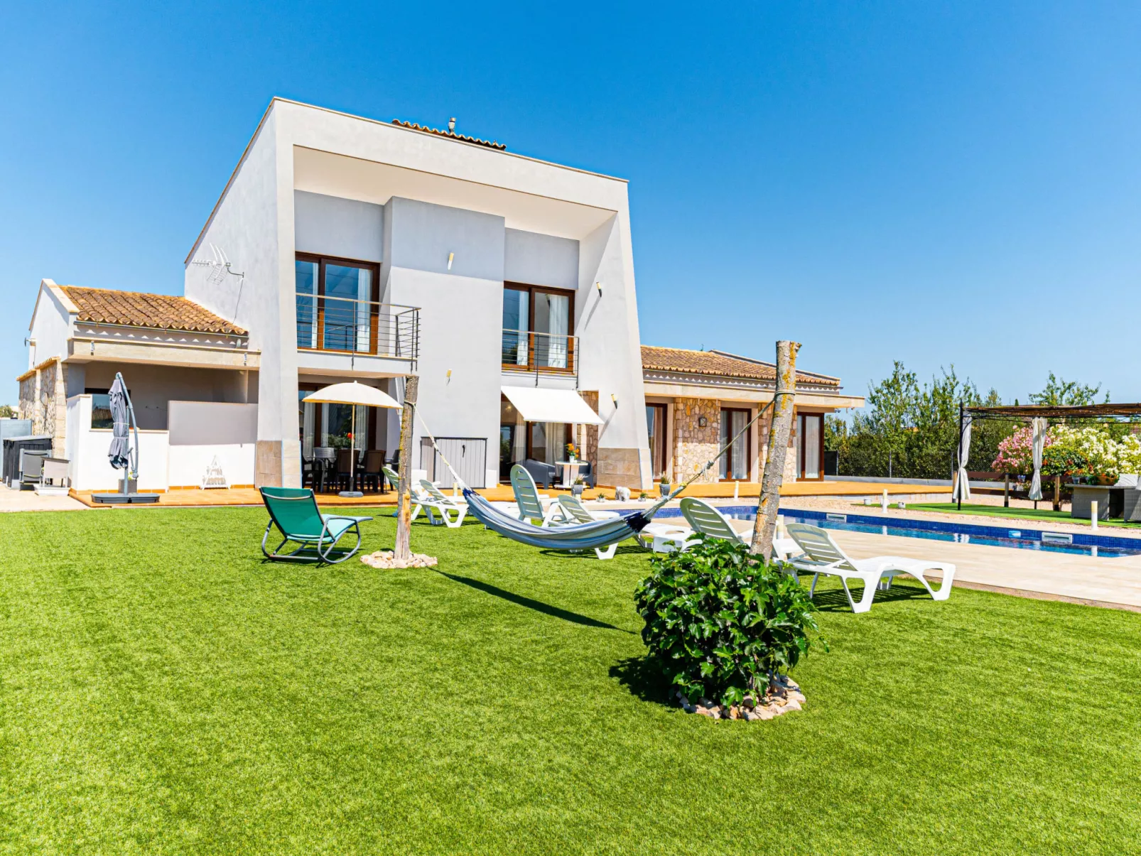 VILLA NIMAF - SA PLANERA
