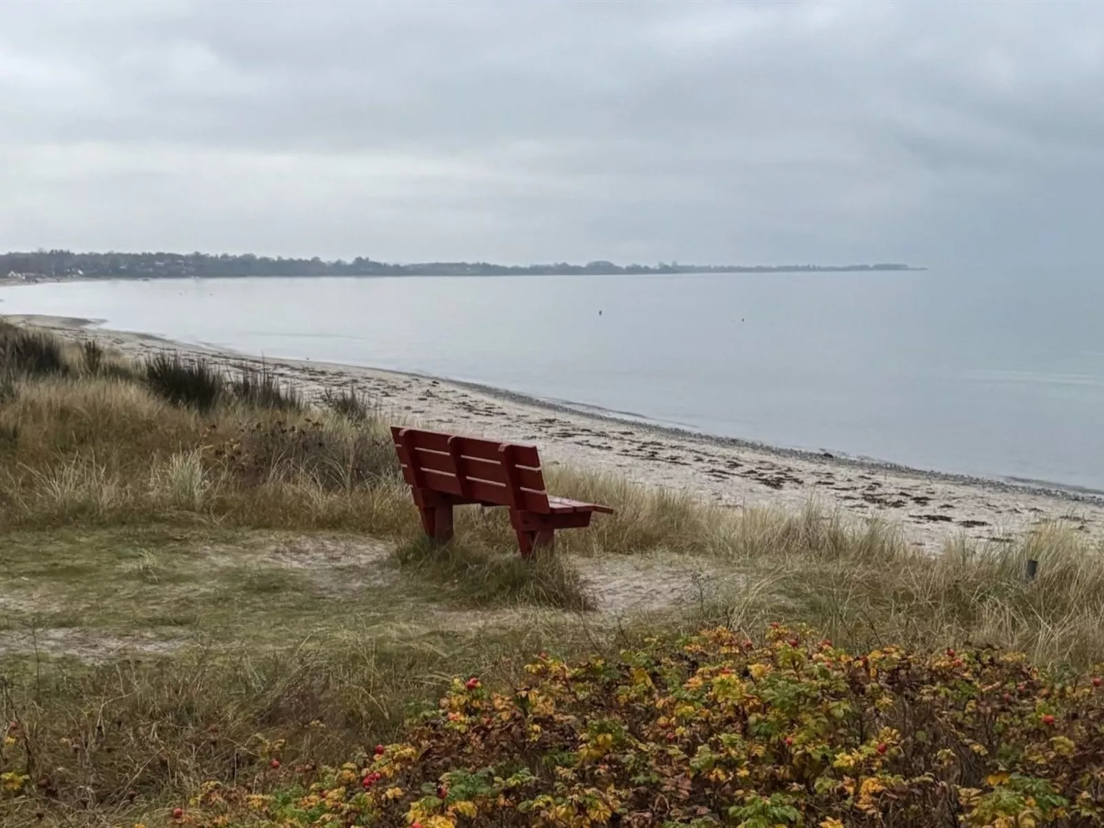 "Harrieth" - 300m from the sea