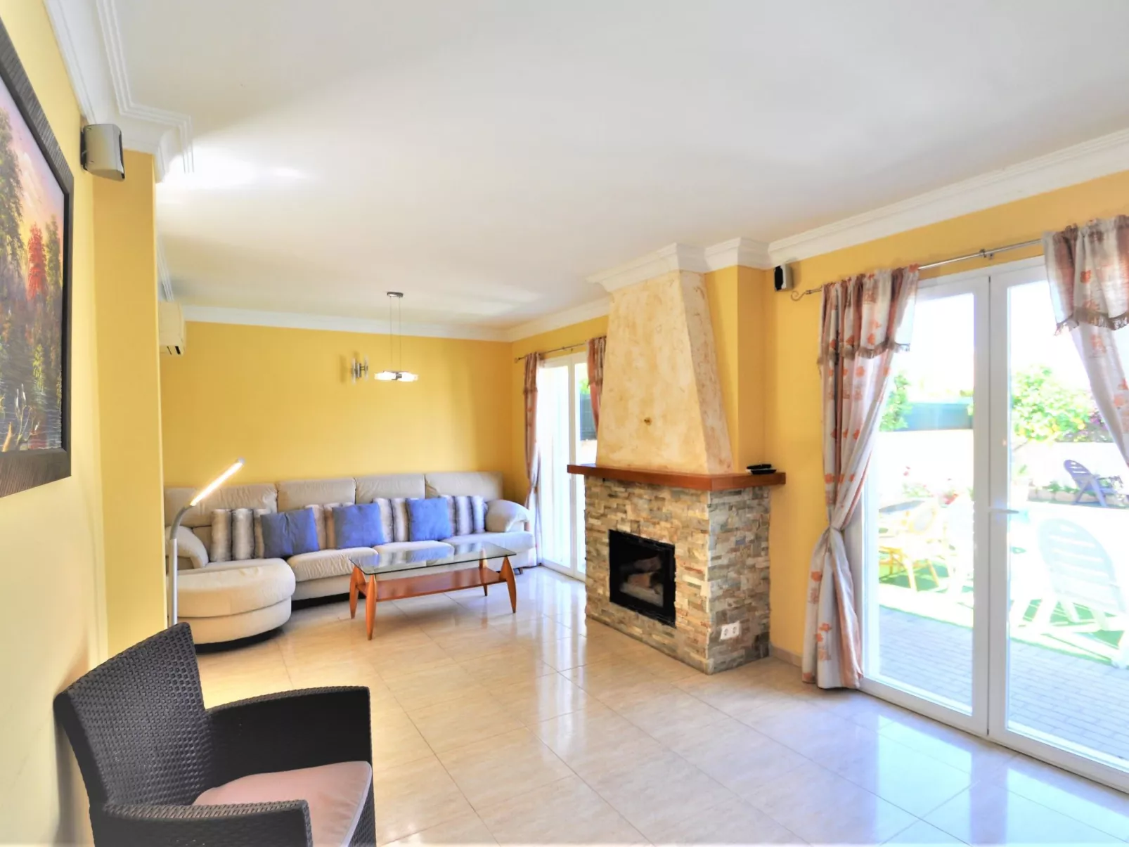 VILLA HUGO Casa en zona residencial tranquila Bahía Grande con Piscina Privada. - Buiten