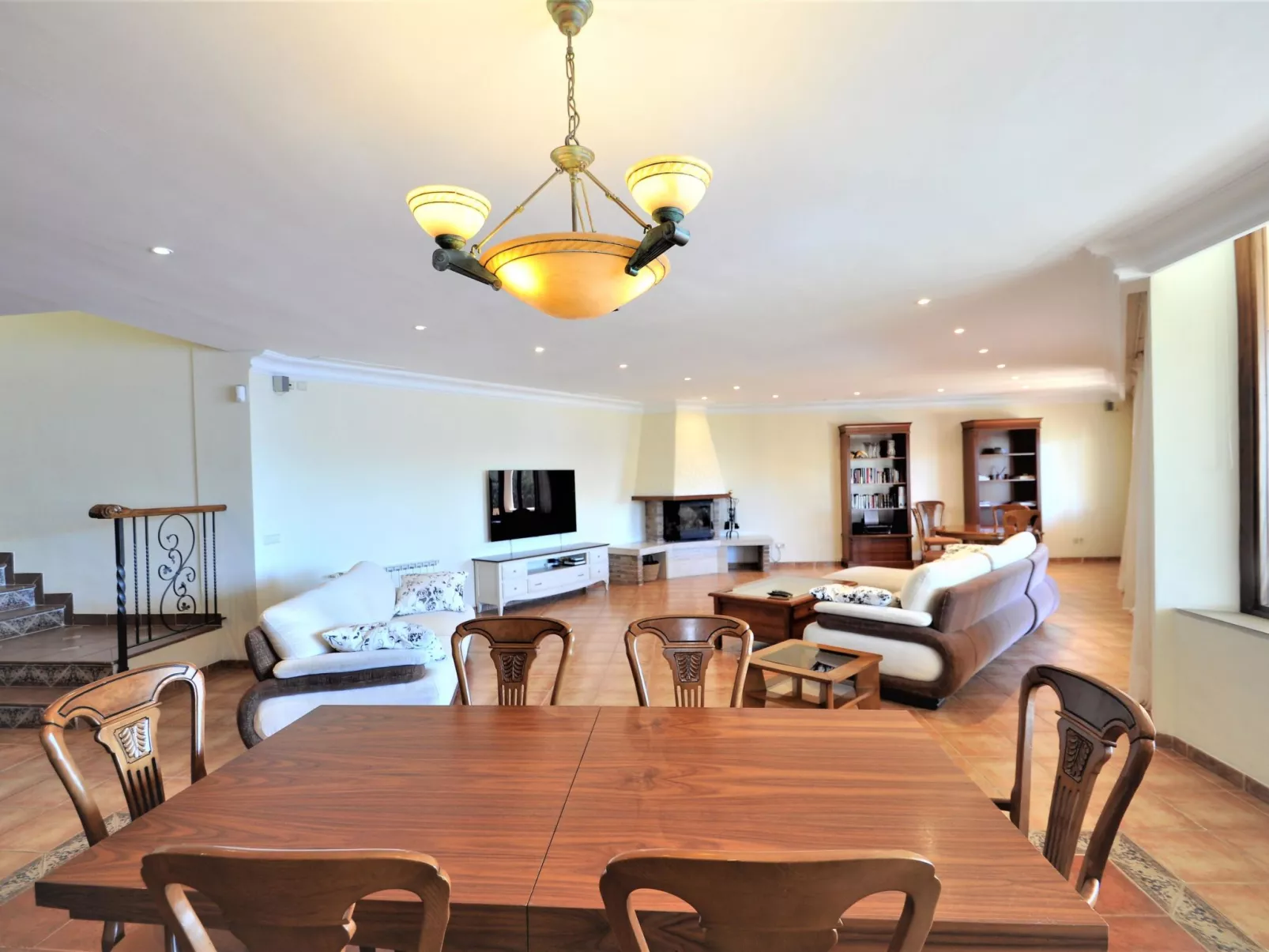 Villa CA TOTHOM con vistas al mar Camp de Mar para 8 personas (4 habitaciones) - Binnen