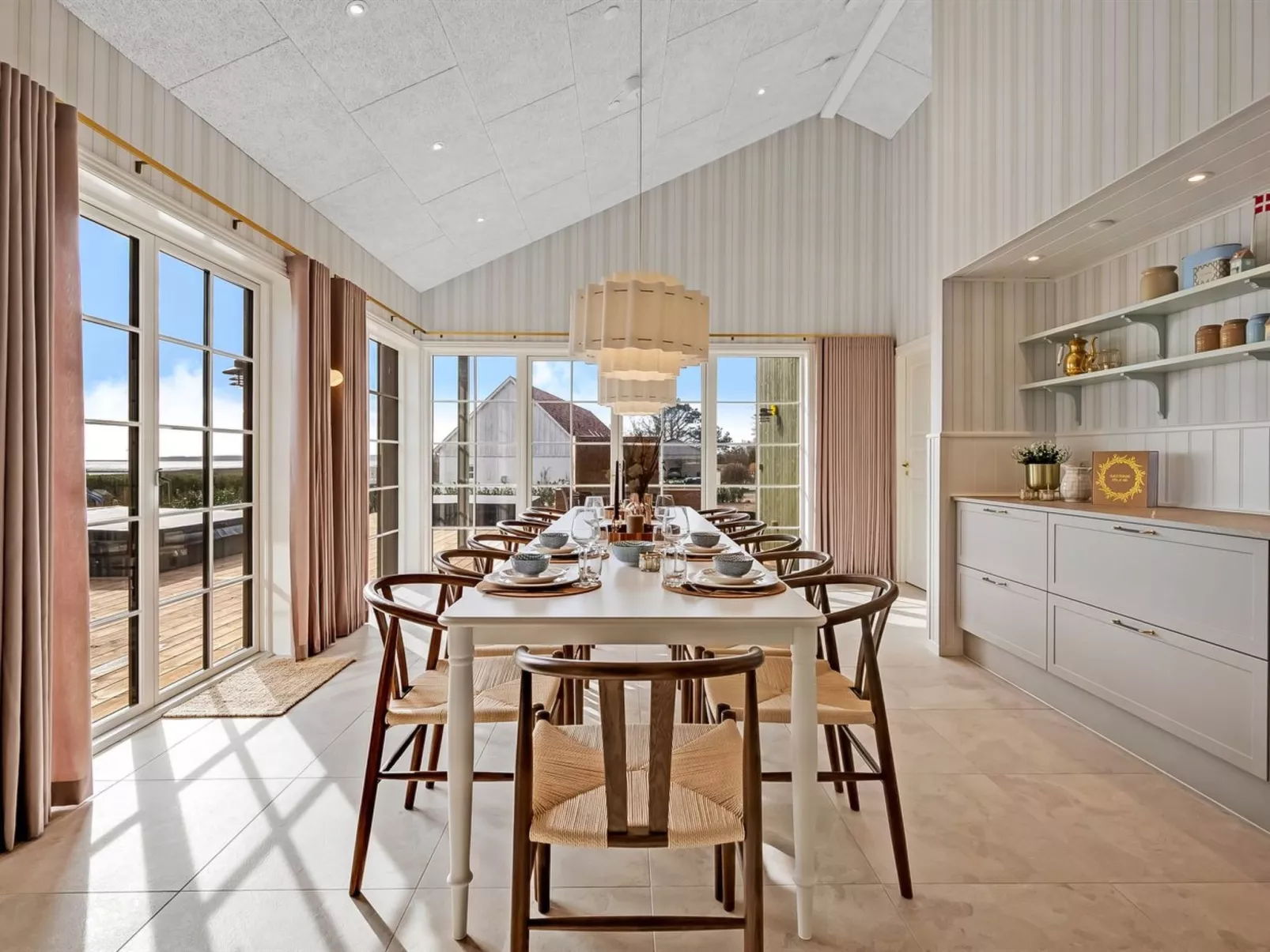 "Delan" - 650m from the sea