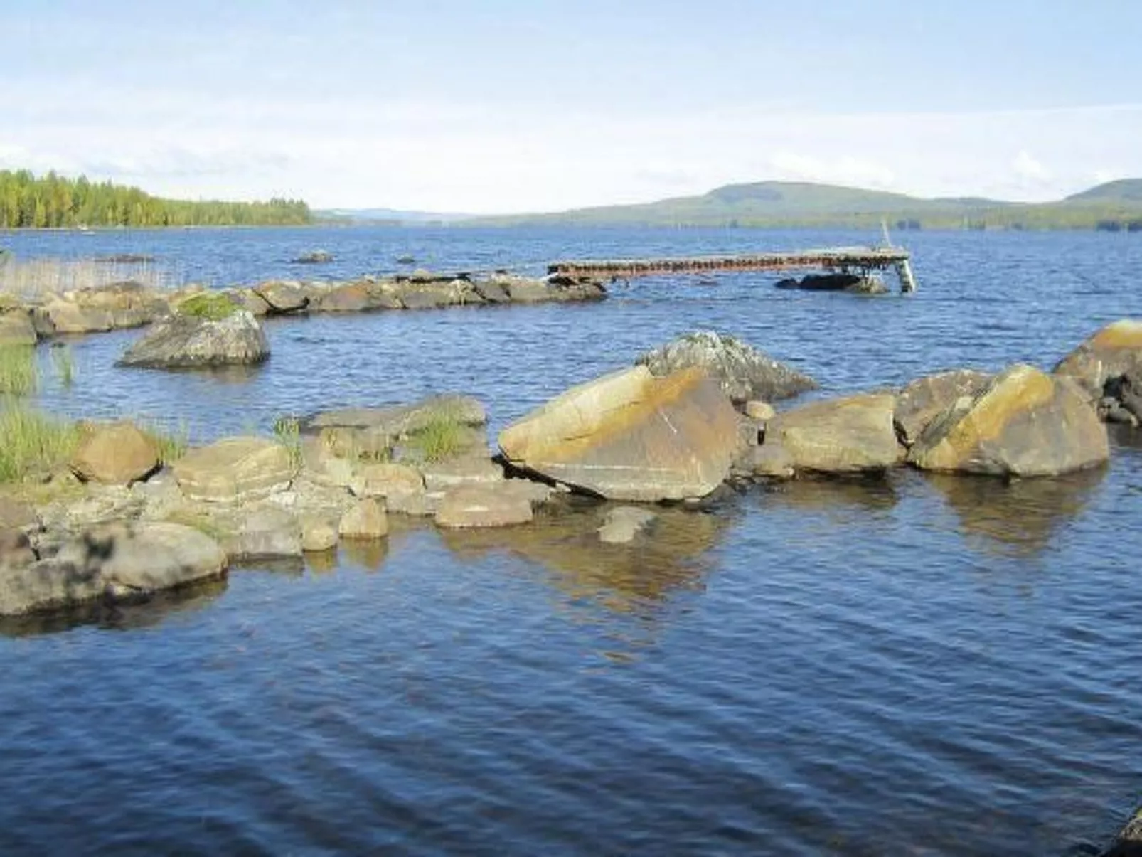 Holzhütte für das wahre Naturerlebnis am See