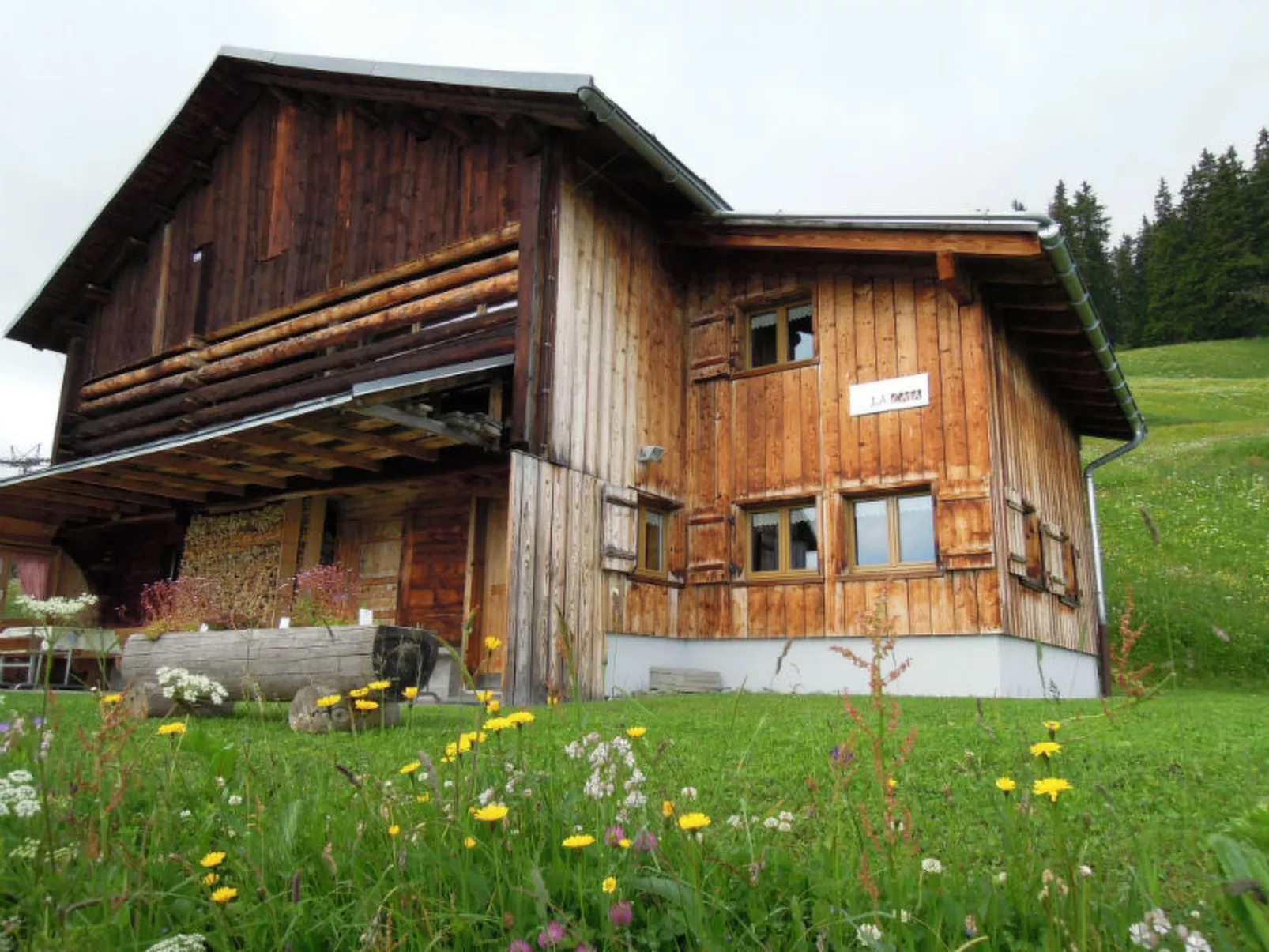 Maiensäss La Casa Cathomen, Brigels, (Breil/Brigels).