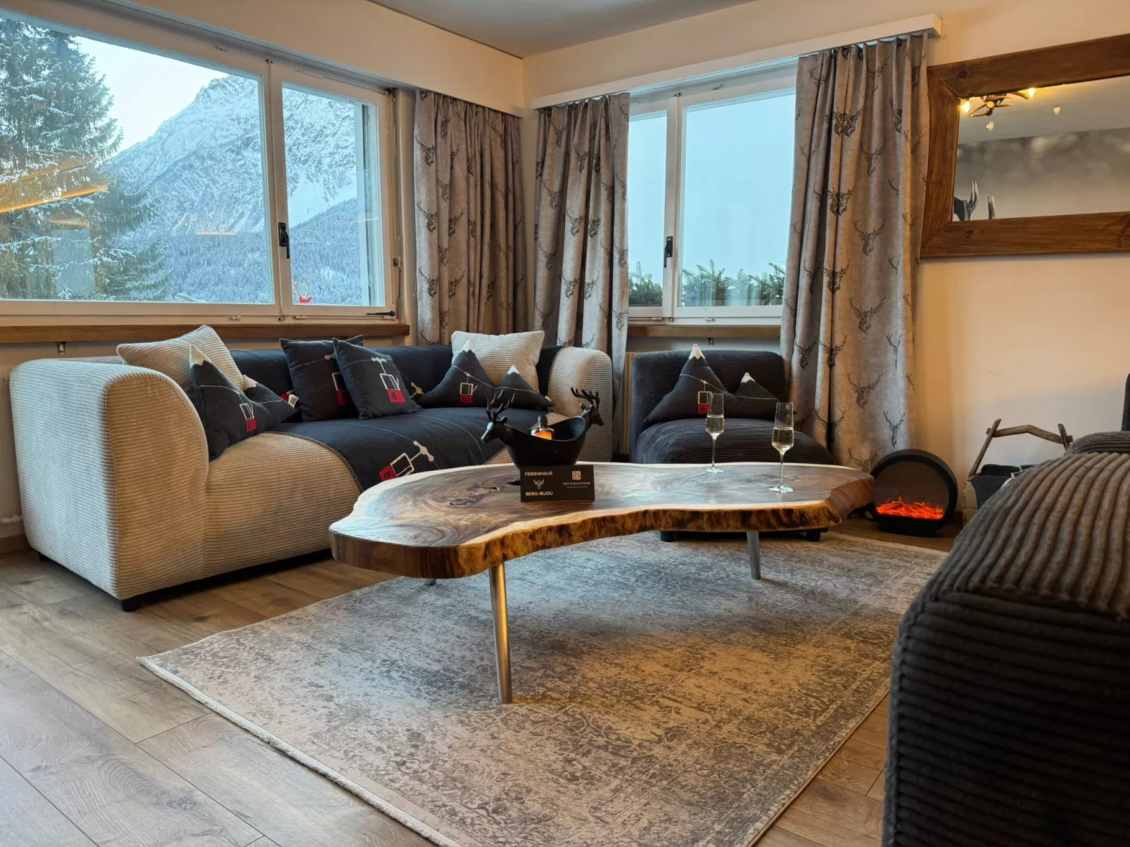 Berg-Bijou Scuol, (Scuol).