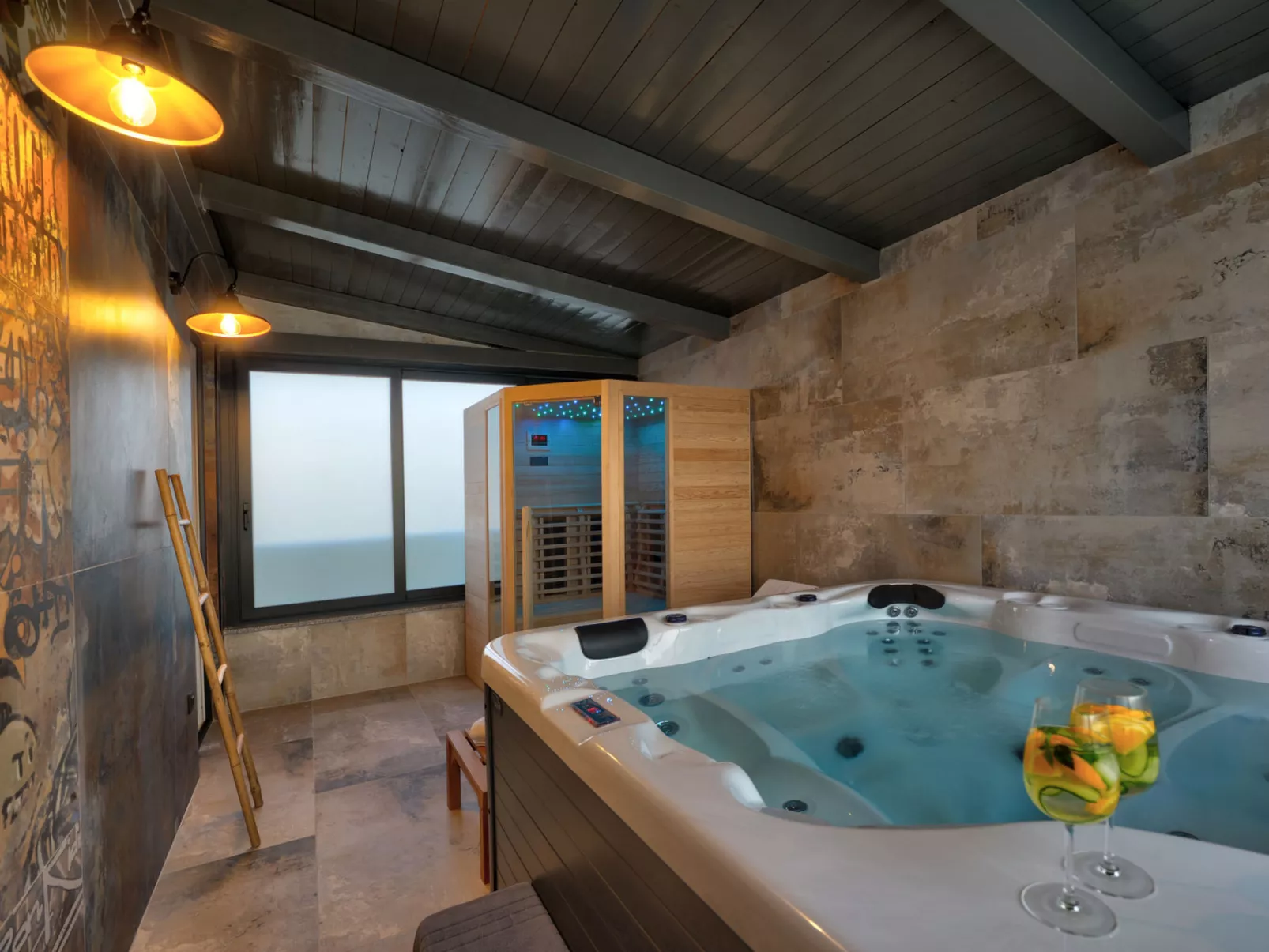 COMPLEX 2 VILLAS PIERON-BAVIGO