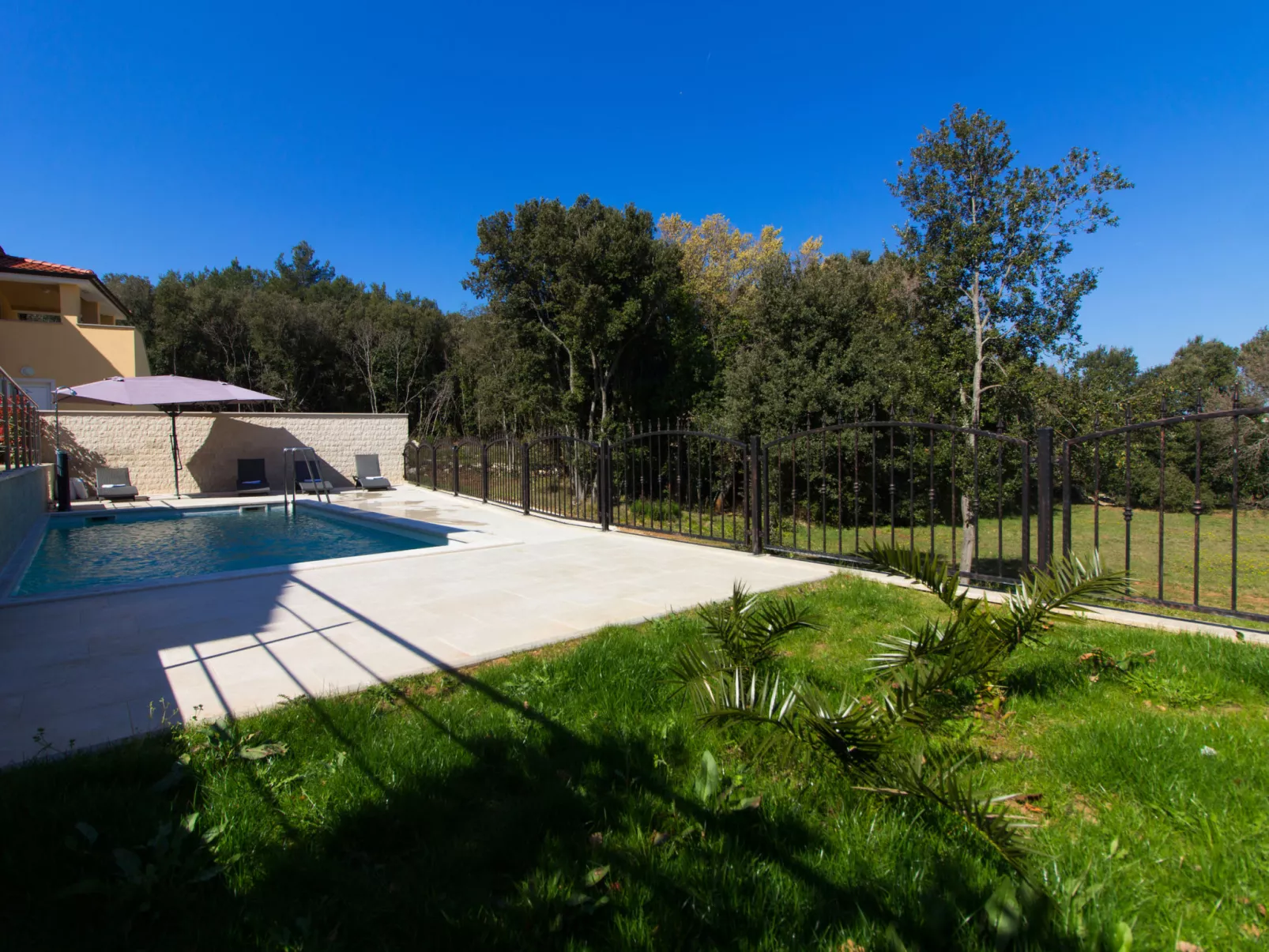 Villa Aurora