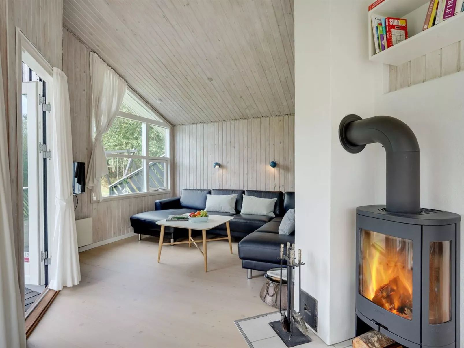 "Hagbard" - 2.6km from the sea - Binnen