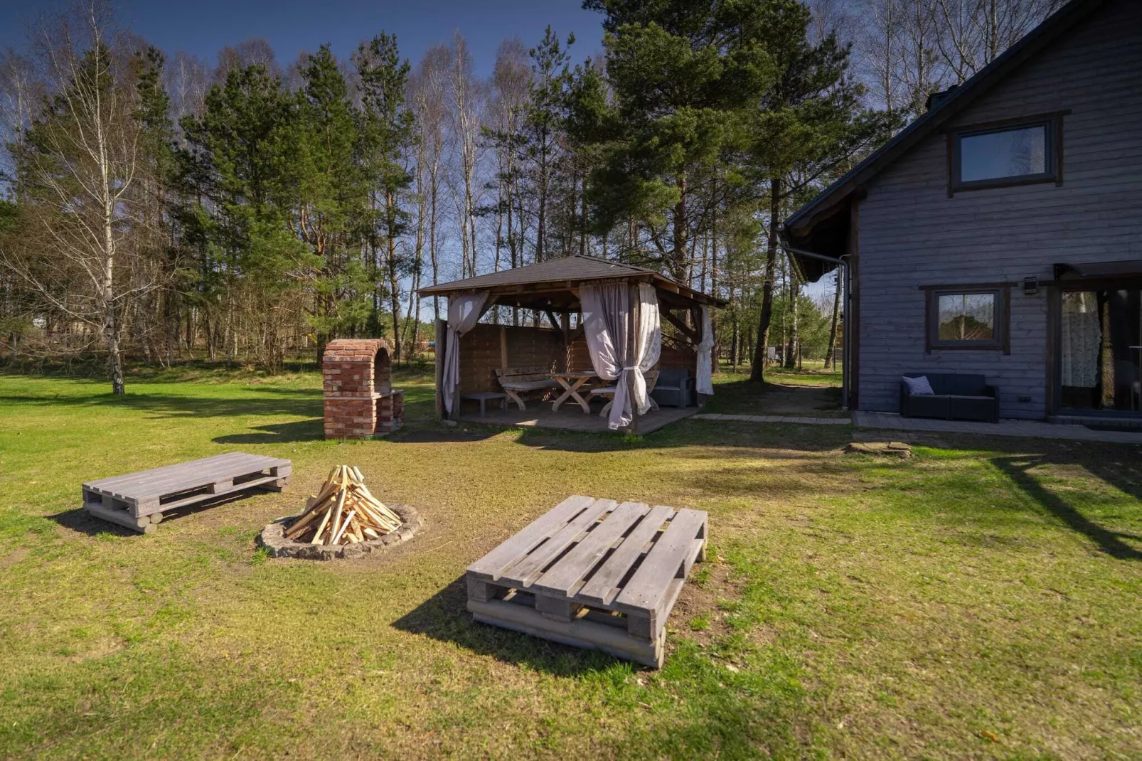 Domek wakacyjny DELUXE dla max 4 osób w Bałachach - Tuinen zomer