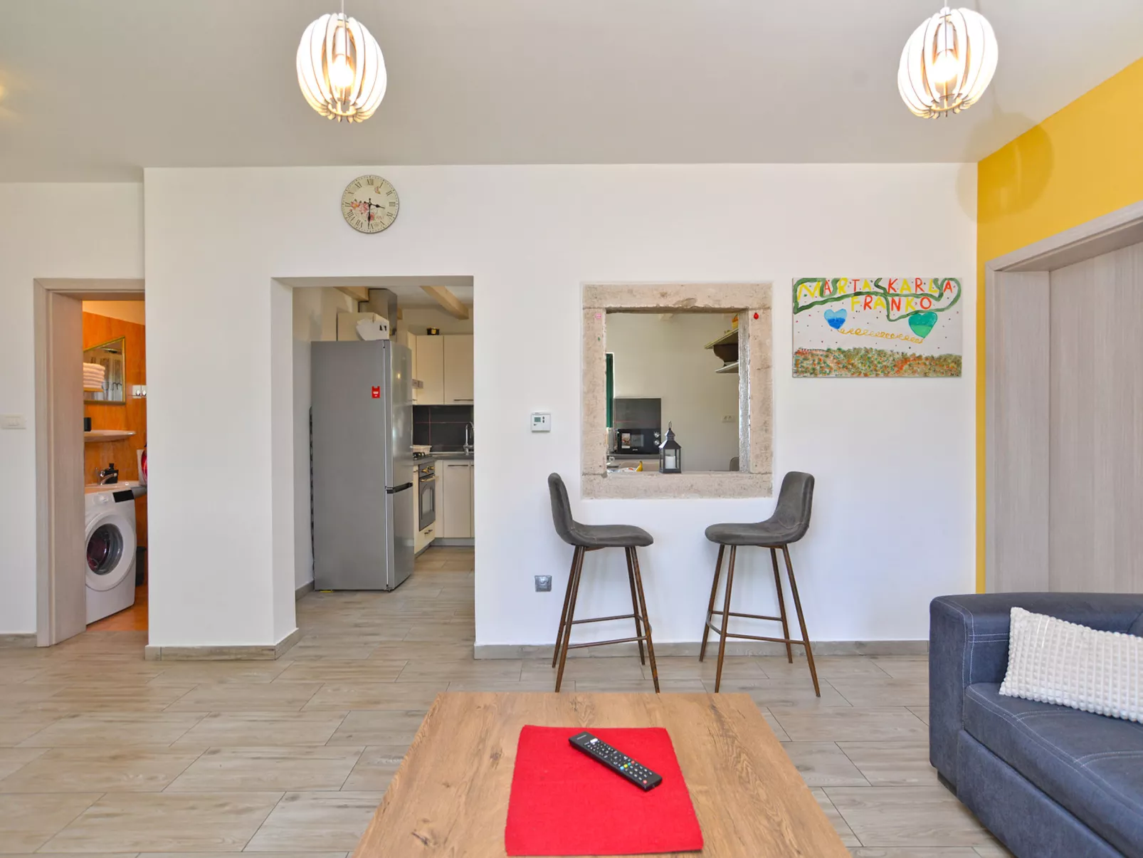 House 2157 - Binnen