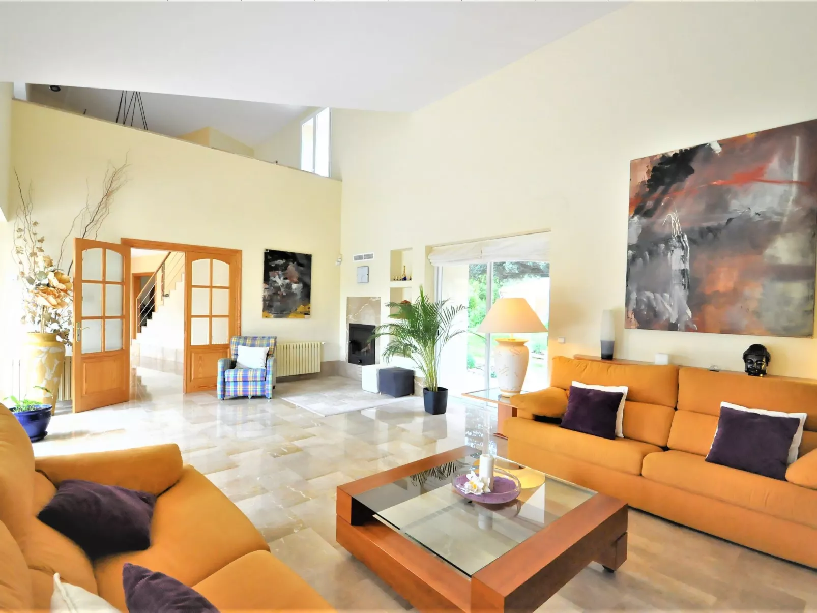 Villa con piscina y pista de tenis privada ideal para familias.  - WiFi Gratis - Binnen