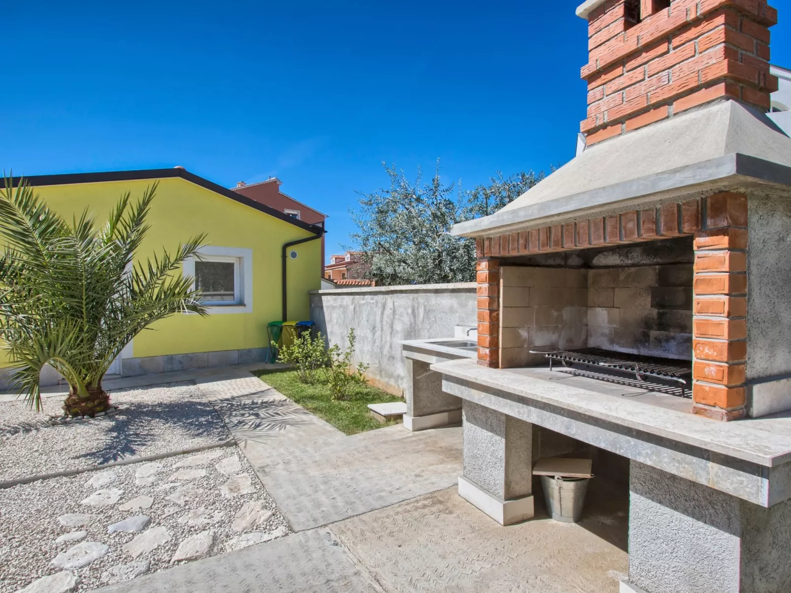 House Valnessa