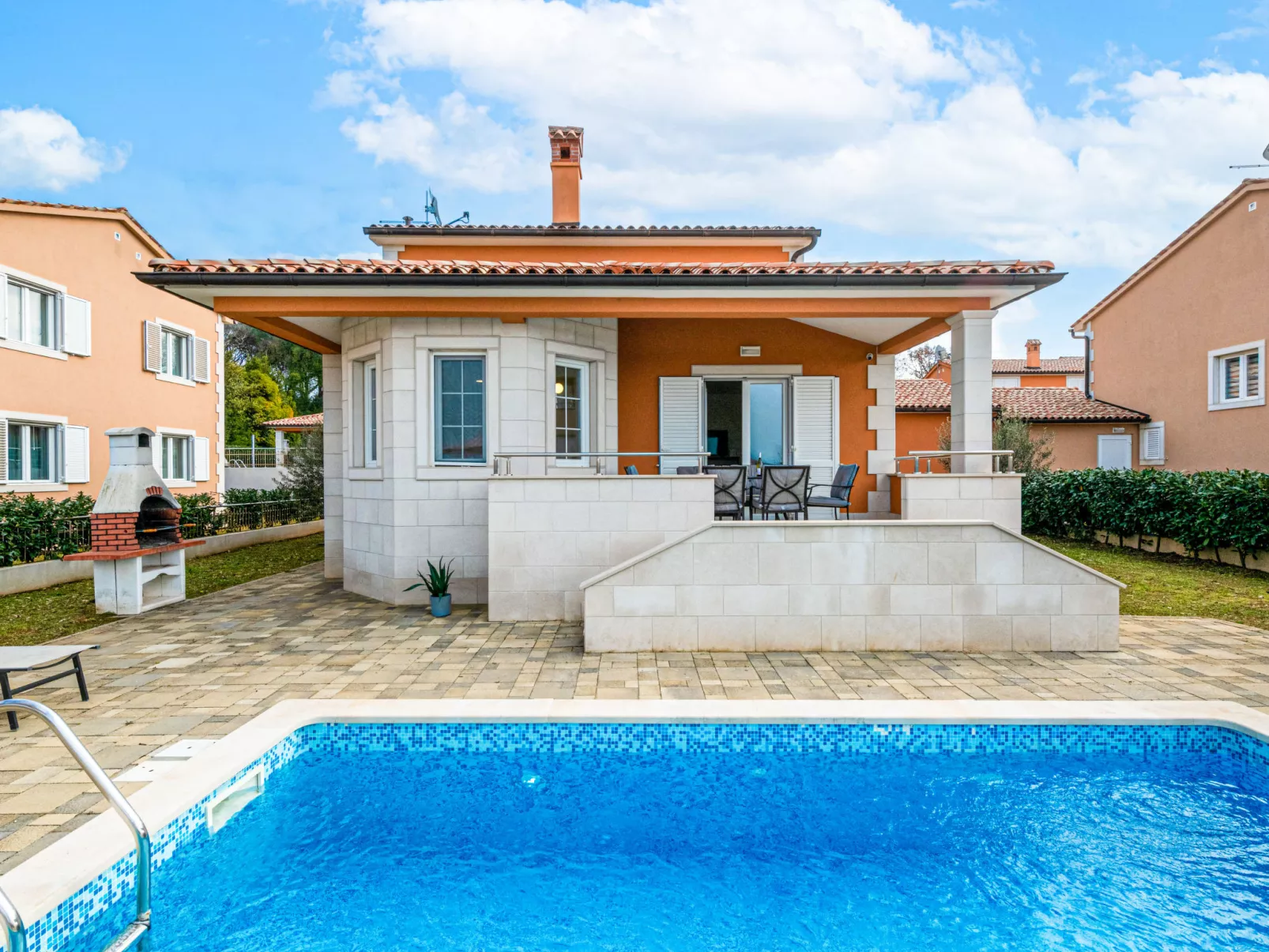 Villa Lotus 13D