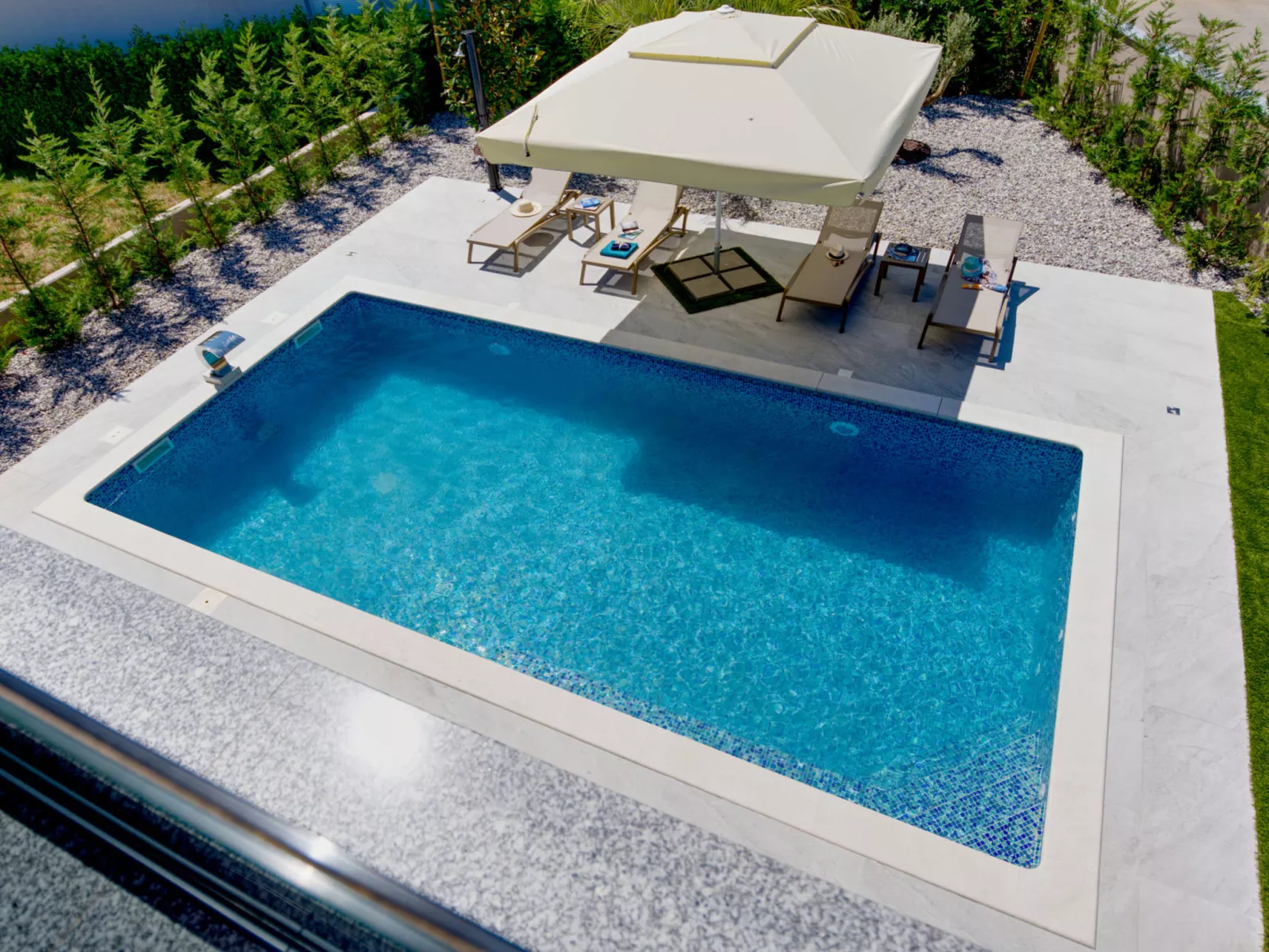 COMPLEX 2 VILLAS PIERON-BAVIGO