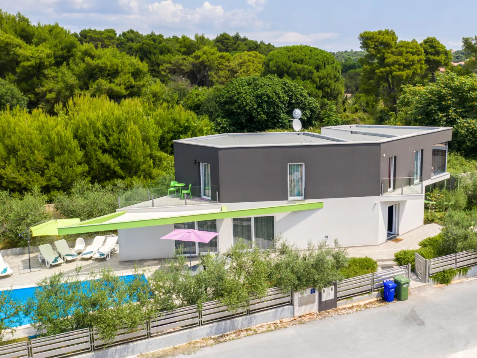 Villa Nika