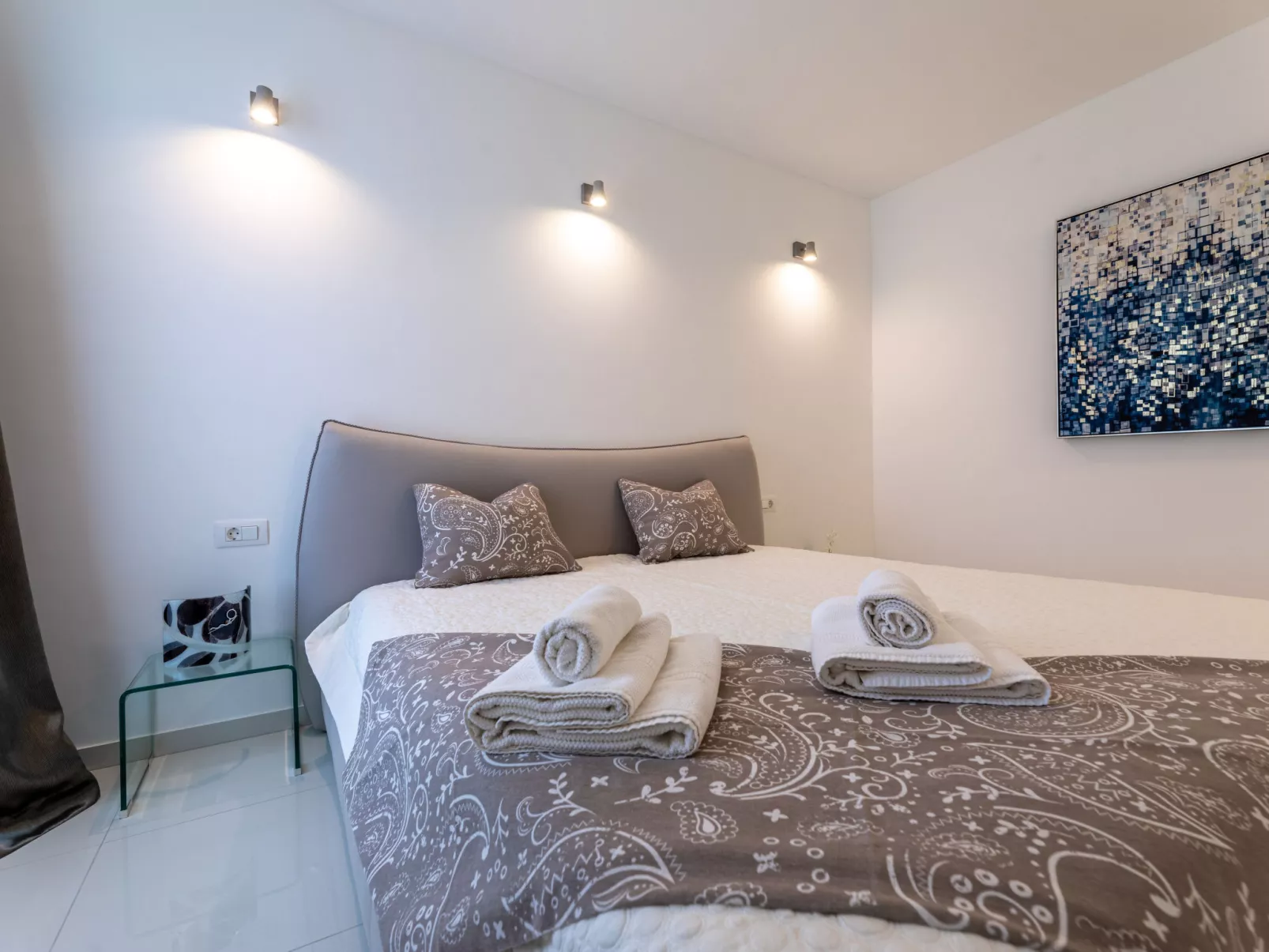 Apartment Tomi