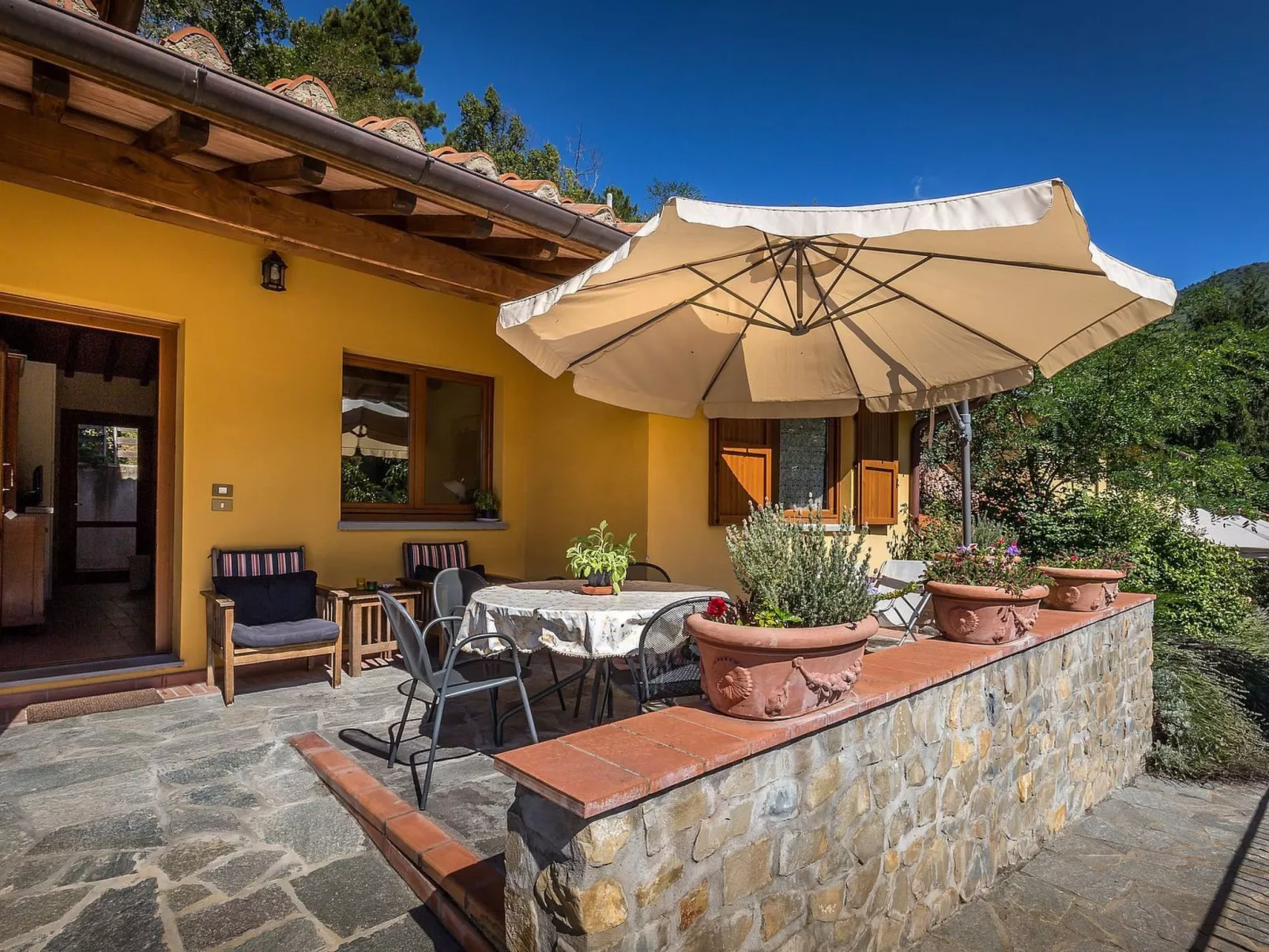 Gemütliche Ferienwohnung in Pietrapiana mit Garten, Grill und gemeinsamem Pool