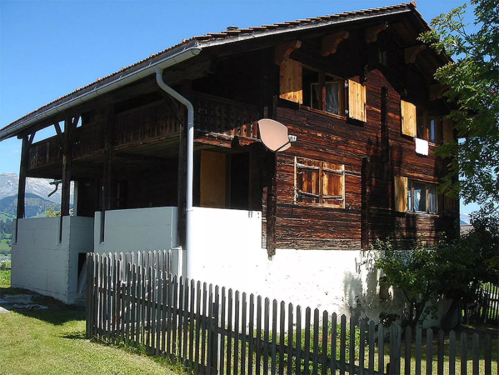 Casa Cadruvi, Obersaxen-Giraniga, (Obersaxen).