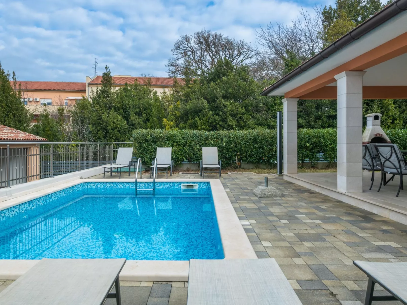 Villa Lotus 13J
