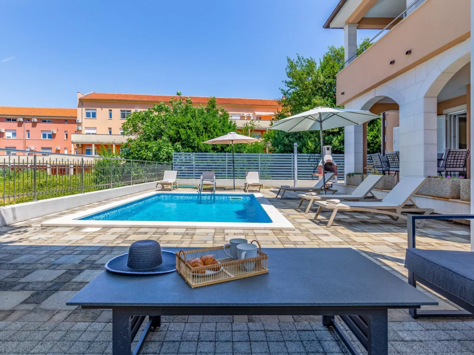 Villa Lotus 13C