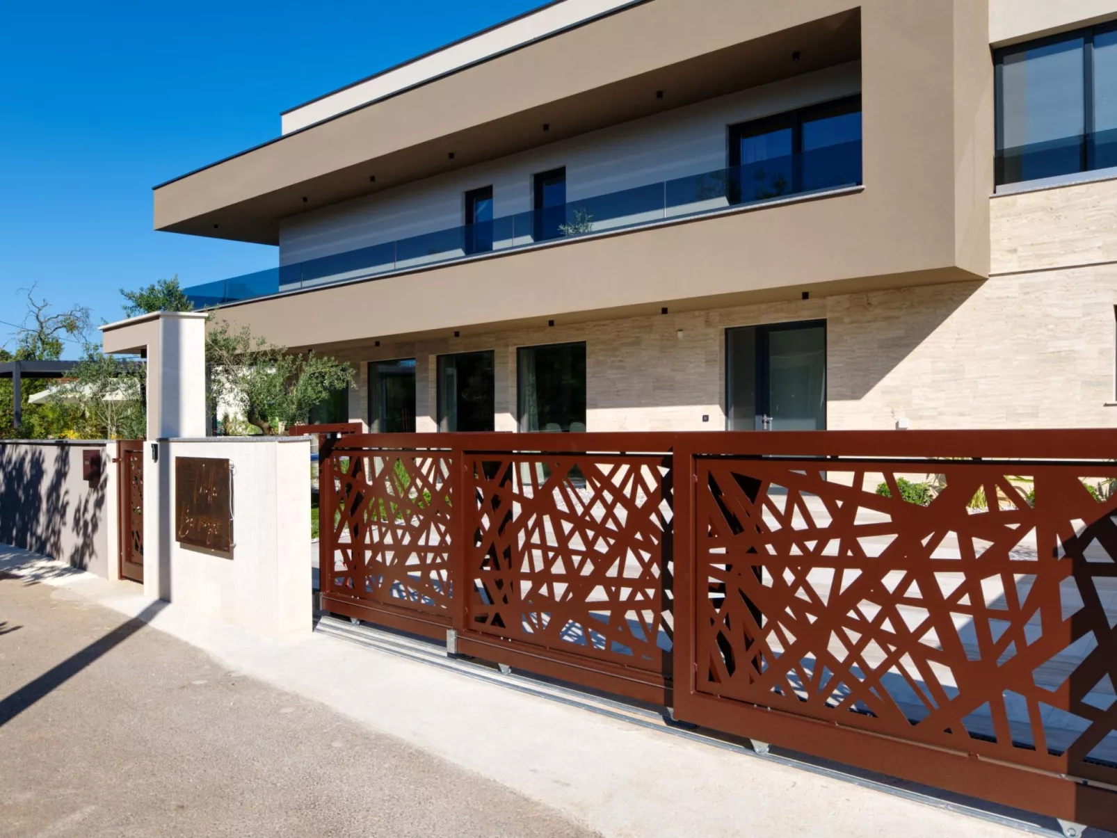 Villa Pieron & Bavigo Holiday Complex for 16 Persons