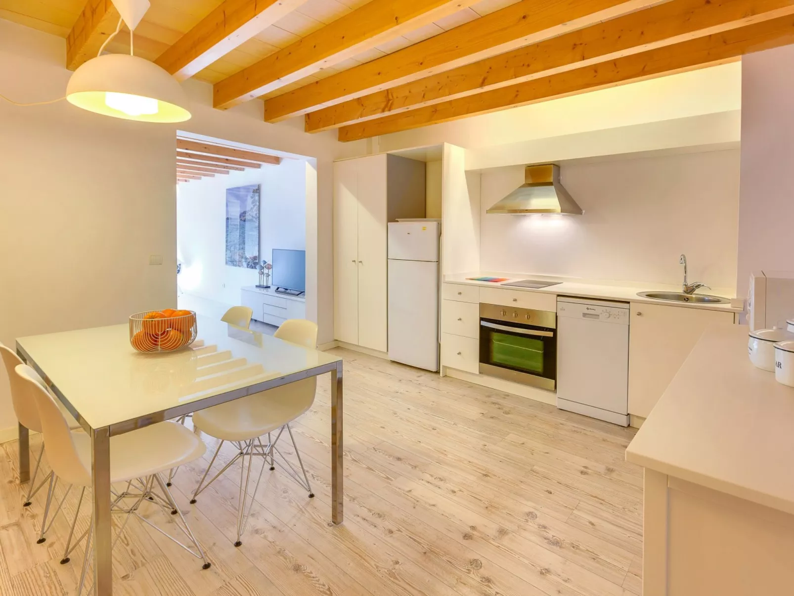 URBAN SUITES 2 PALMA STANDARD TI/75