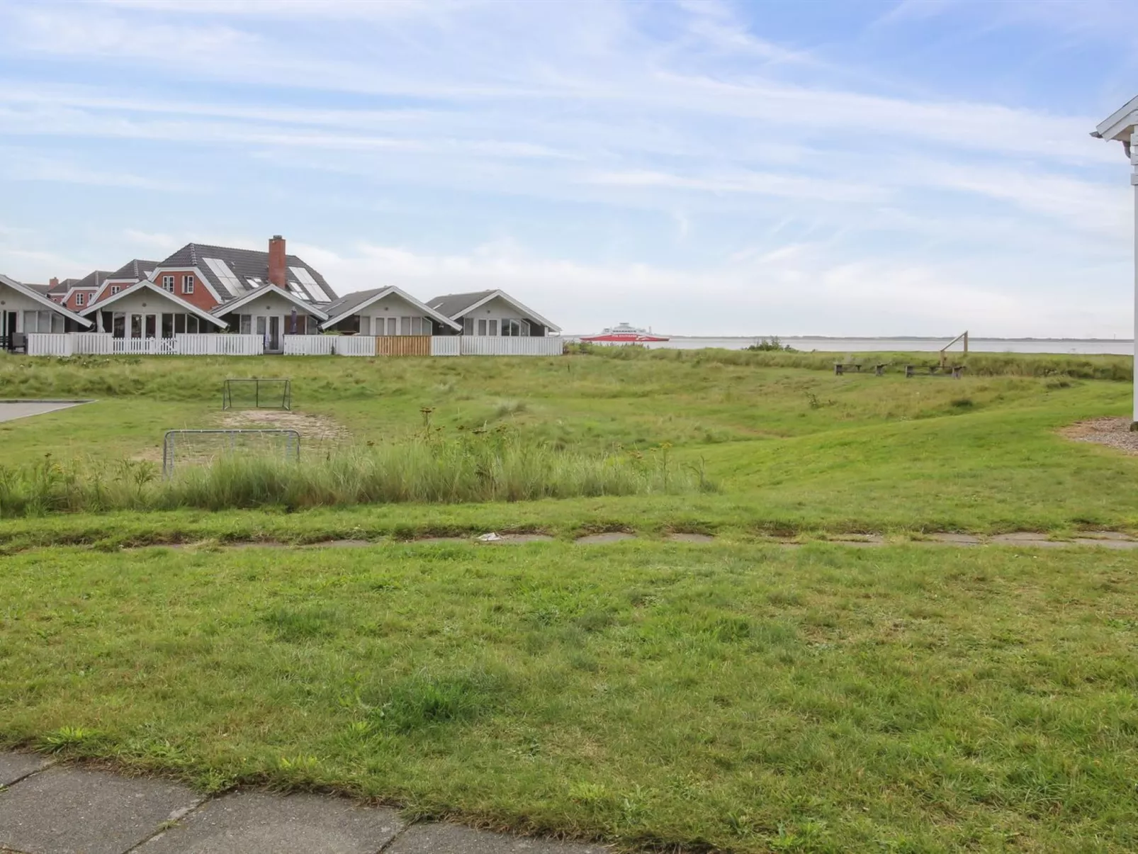 "Gertruda" - 2.3km from the sea - Buiten