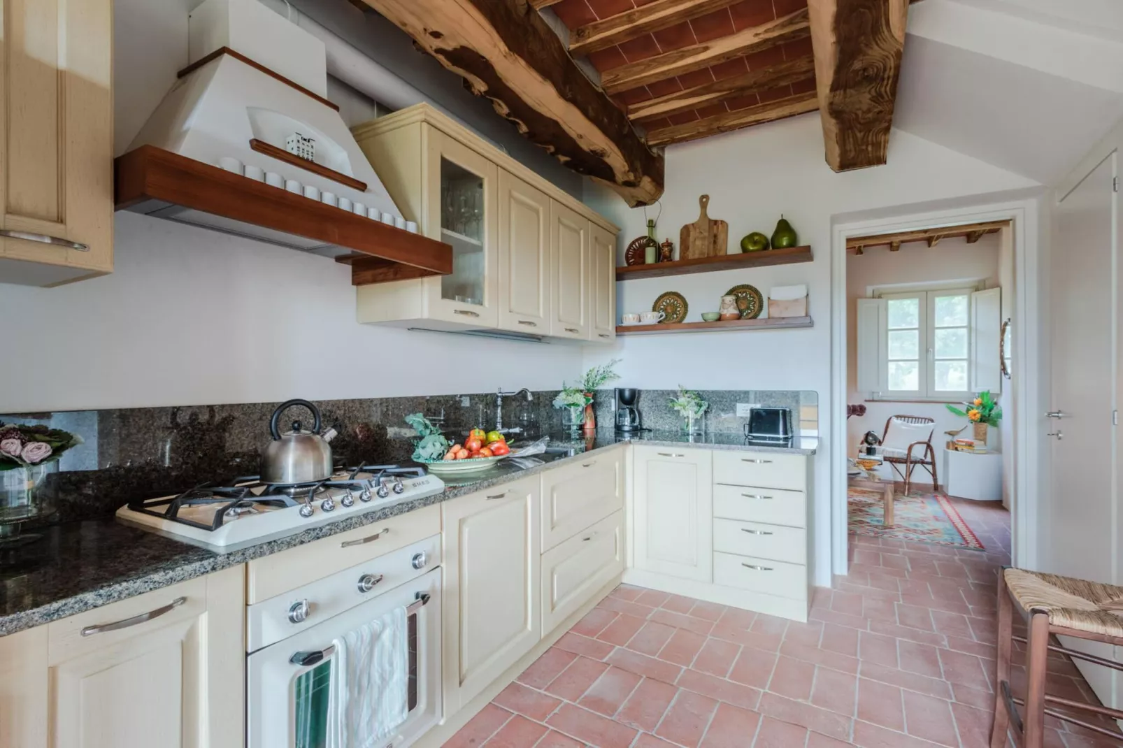 Casa Bellavista at Borghetto Farmhouse - Keuken