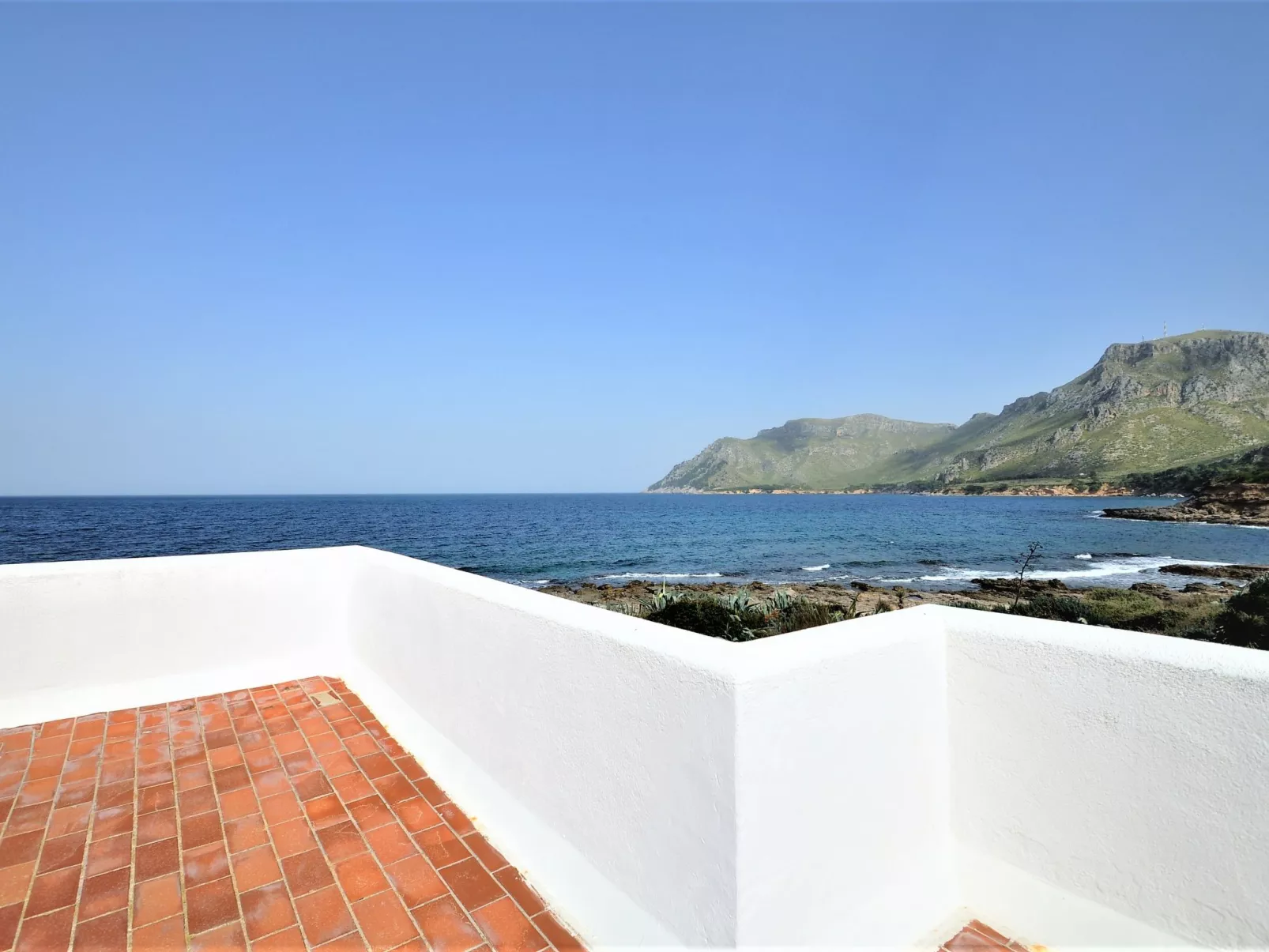 Villa XOROI con Piscina en Betlem (Mallorca) con vistas a la Bahía de Alcudia y - Buiten