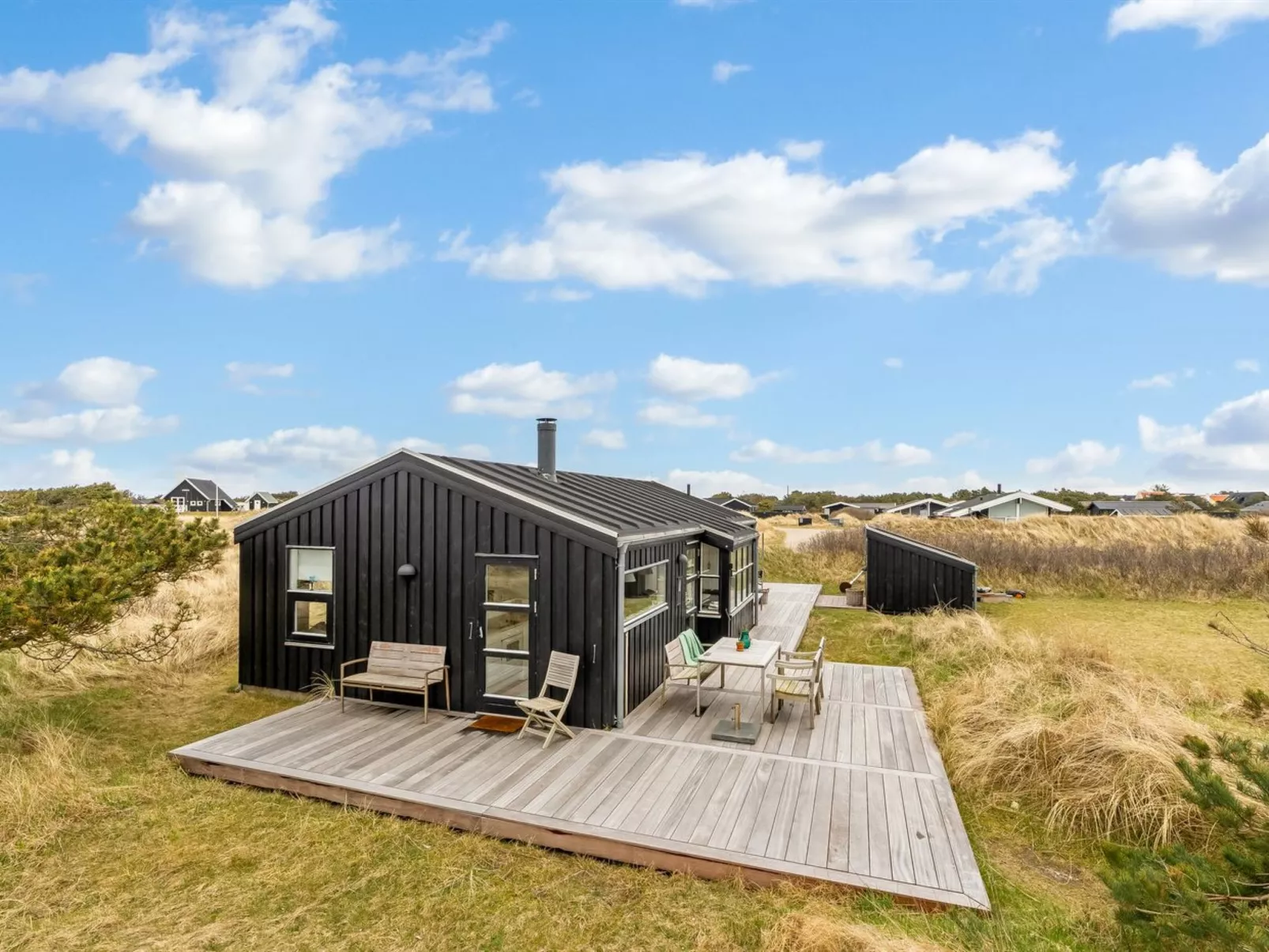 "Enni" - 350m from the sea - Buiten
