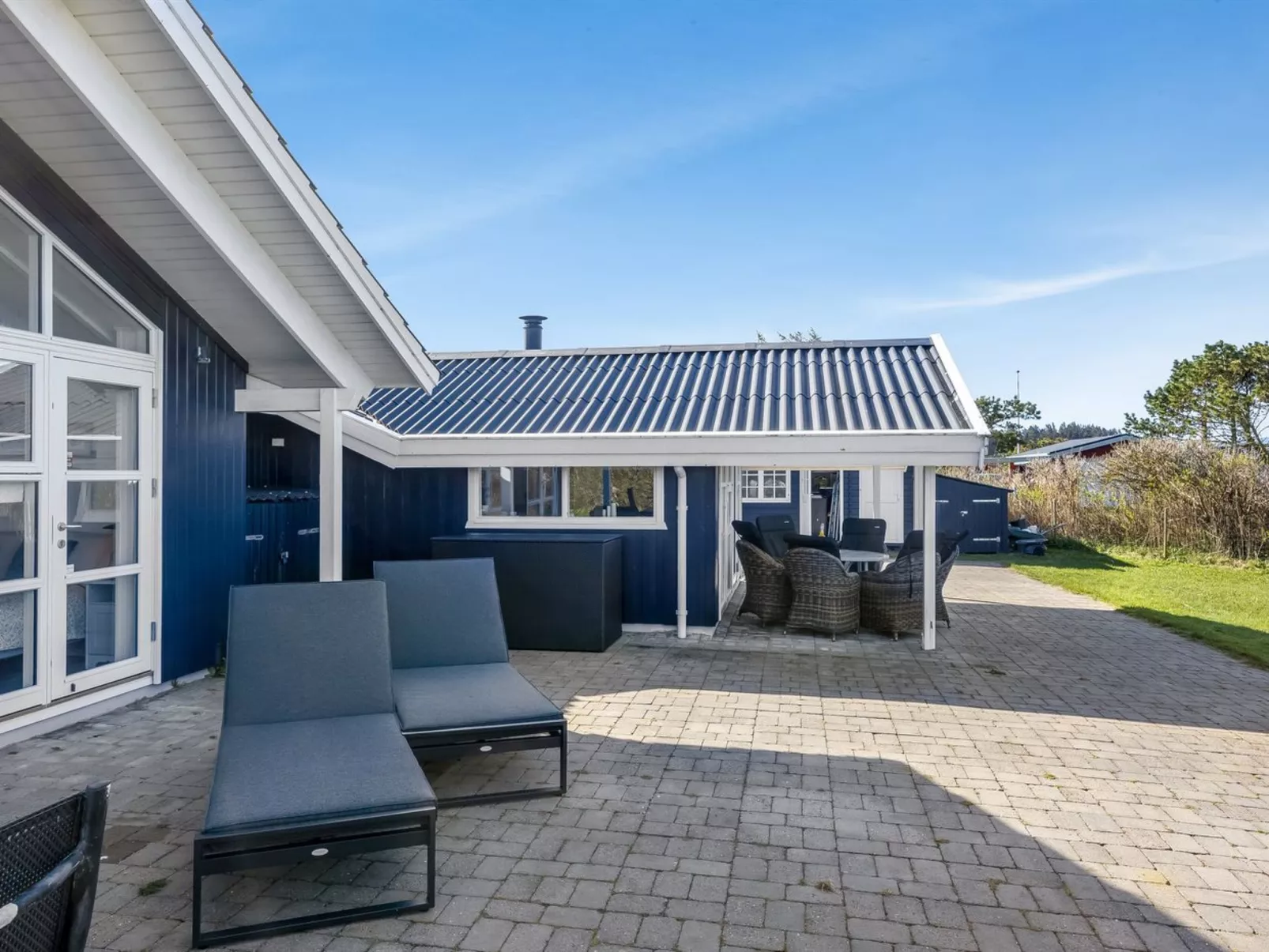 "Halona" - 400m from the sea - Buiten